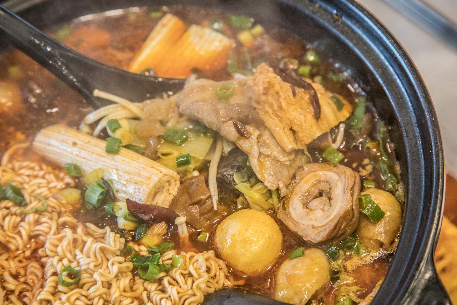 台北必吃,阿二食堂,阿二麻辣,阿二麻辣石牌總店,石牌小吃,北投小吃,台北阿二麻辣,北投美食,台北美食,阿二麻辣食堂,石牌美食,台北小吃