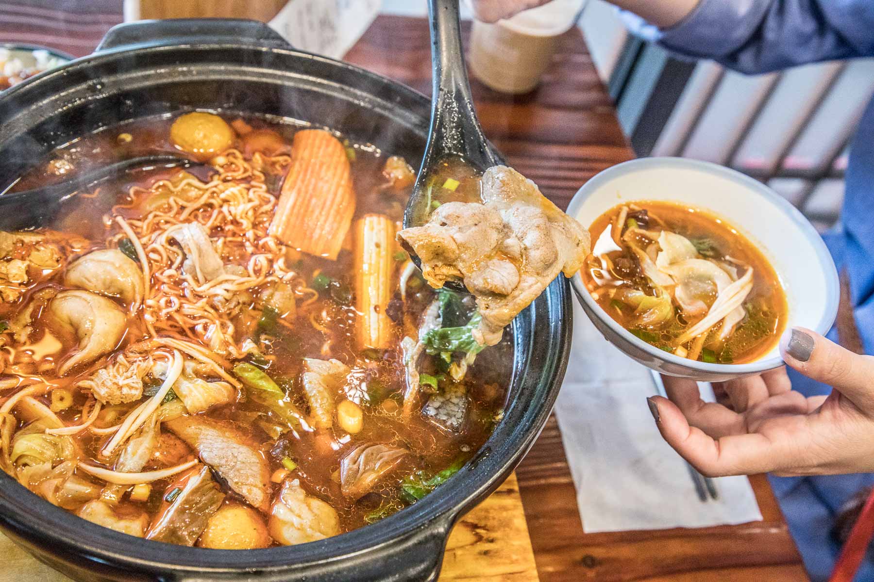 台北必吃,阿二食堂,阿二麻辣,阿二麻辣石牌總店,石牌小吃,北投小吃,台北阿二麻辣,北投美食,台北美食,阿二麻辣食堂,石牌美食,台北小吃