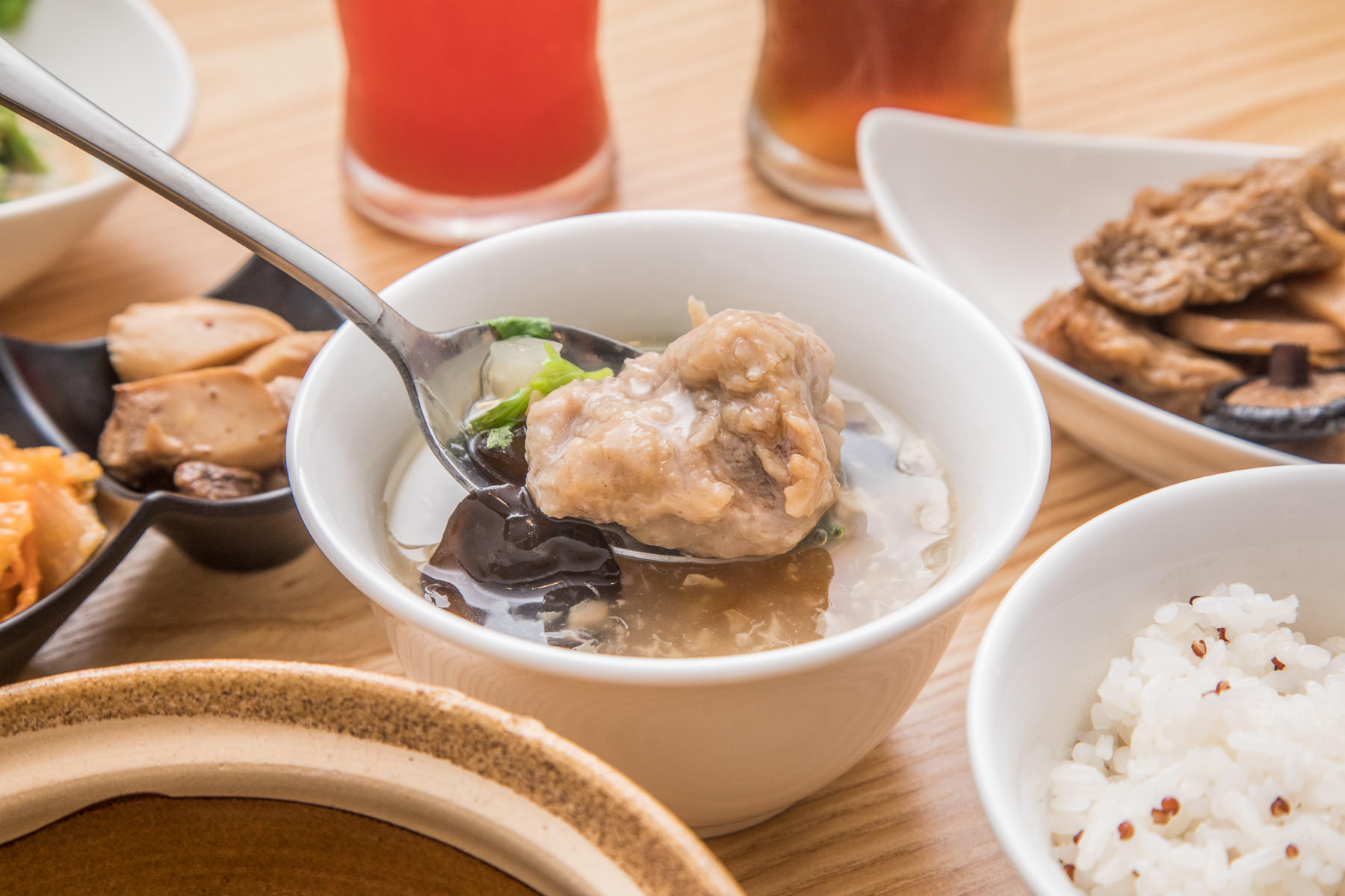 中山區必吃,南西商圈美食,溫溫牛肉麵,溫溫餐廳,中山區餐廳推薦,台北美食,台北餐廳,中山區美食