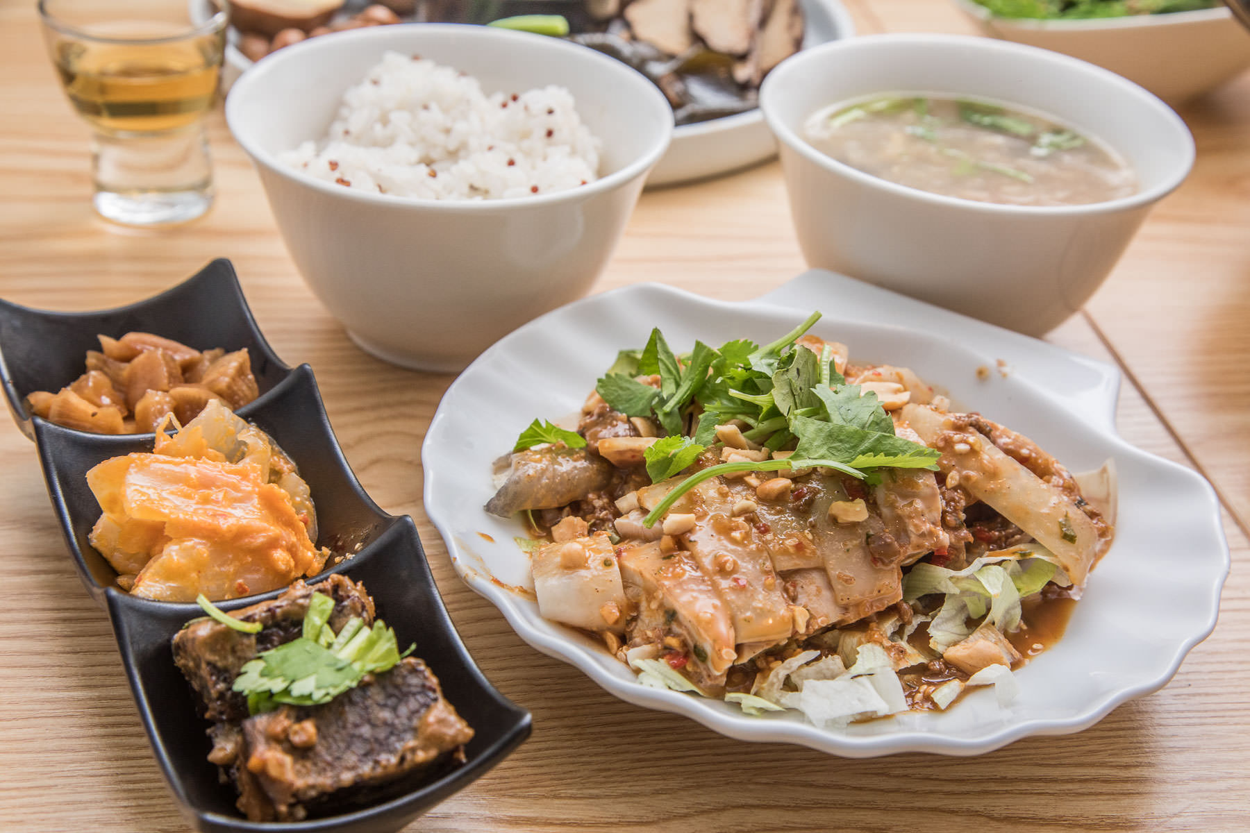 中山區必吃,南西商圈美食,溫溫牛肉麵,溫溫餐廳,中山區餐廳推薦,台北美食,台北餐廳,中山區美食