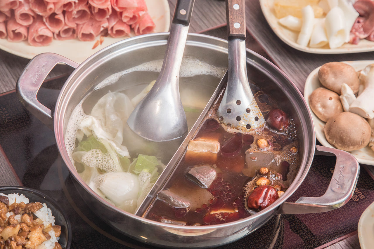 新莊牛肉麵推薦,台北麻辣火鍋,台北麻辣鍋,新莊火鍋,新莊麻辣鍋,新莊吃到飽,新莊火鍋吃到飽,新莊麻辣火鍋吃到飽,林記麻辣火鍋吃到飽