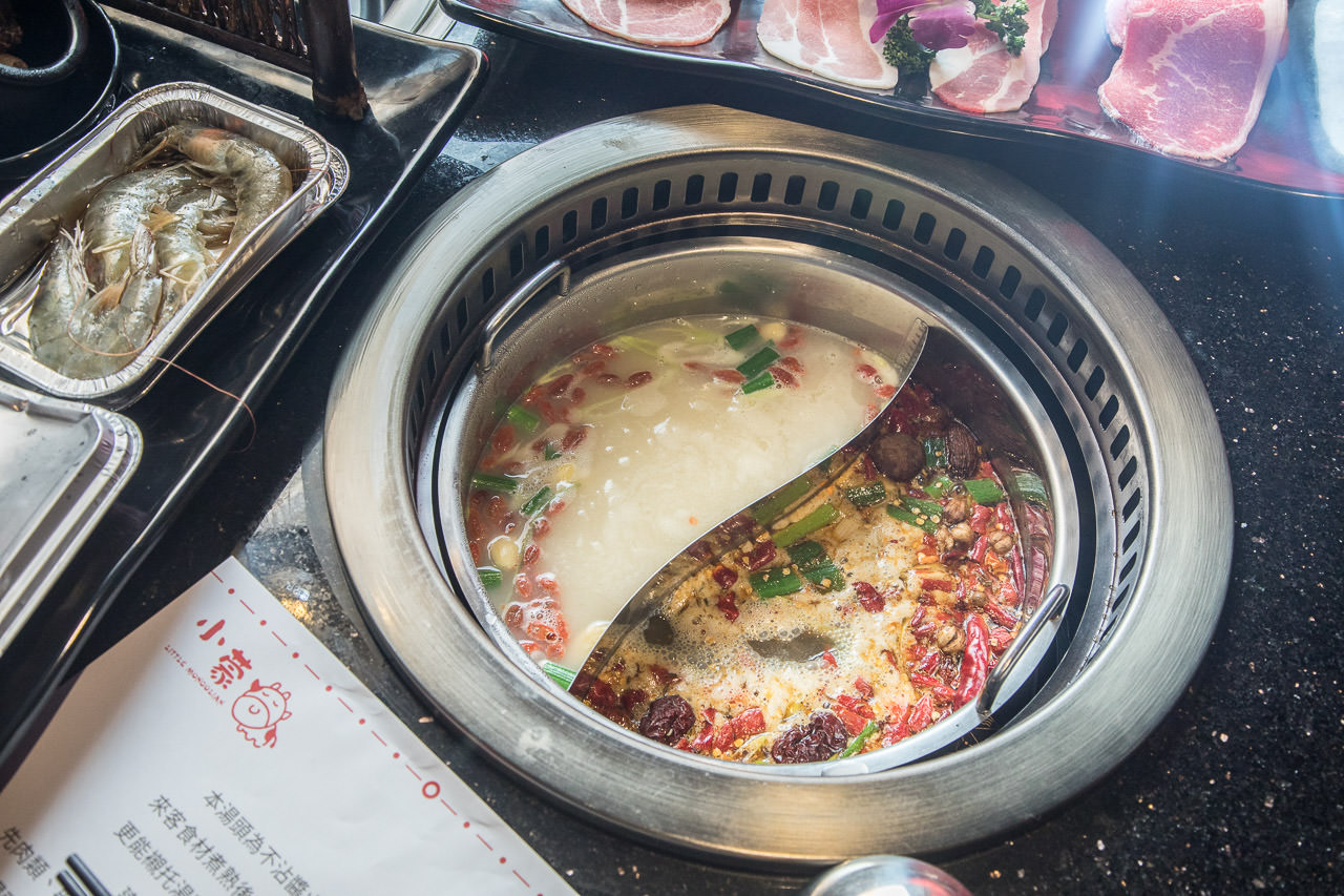 小蒙牛,小蒙牛西門店,台北美食,西門町吃到飽,西門町美食,西門町火鍋,西門町燒肉,西門町麻辣火鍋,小蒙牛頂級麻辣養生鍋（烤）西門店,小蒙牛頂級麻辣養生鍋