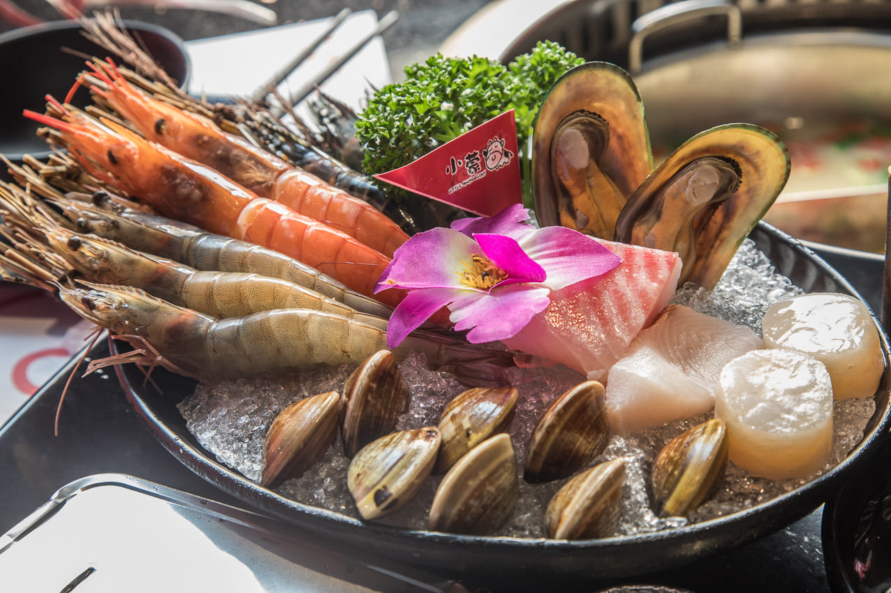 小蒙牛,小蒙牛西門店,台北美食,西門町吃到飽,西門町美食,西門町火鍋,西門町燒肉,西門町麻辣火鍋,小蒙牛頂級麻辣養生鍋（烤）西門店,小蒙牛頂級麻辣養生鍋