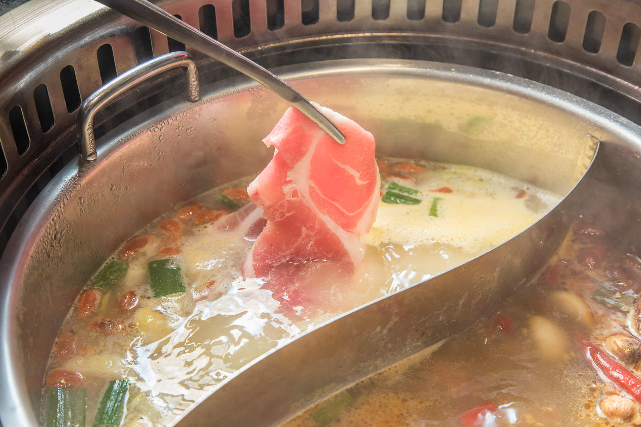 小蒙牛,小蒙牛西門店,台北美食,西門町吃到飽,西門町美食,西門町火鍋,西門町燒肉,西門町麻辣火鍋,小蒙牛頂級麻辣養生鍋（烤）西門店,小蒙牛頂級麻辣養生鍋