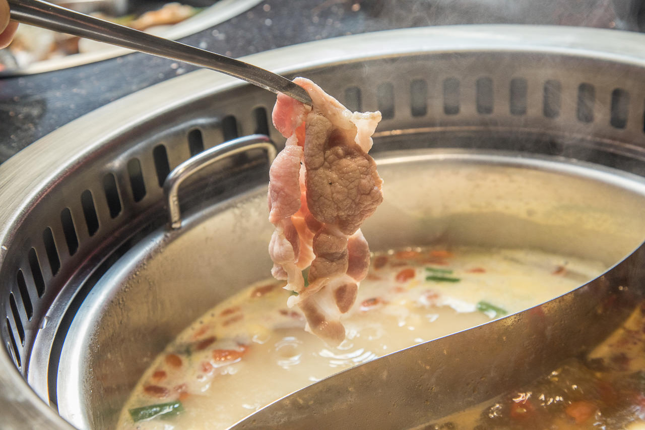 小蒙牛,小蒙牛西門店,台北美食,西門町吃到飽,西門町美食,西門町火鍋,西門町燒肉,西門町麻辣火鍋,小蒙牛頂級麻辣養生鍋（烤）西門店,小蒙牛頂級麻辣養生鍋
