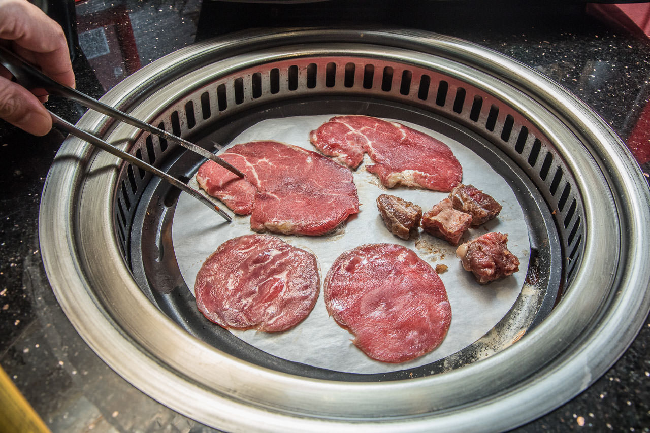 小蒙牛,小蒙牛西門店,台北美食,西門町吃到飽,西門町美食,西門町火鍋,西門町燒肉,西門町麻辣火鍋,小蒙牛頂級麻辣養生鍋（烤）西門店,小蒙牛頂級麻辣養生鍋
