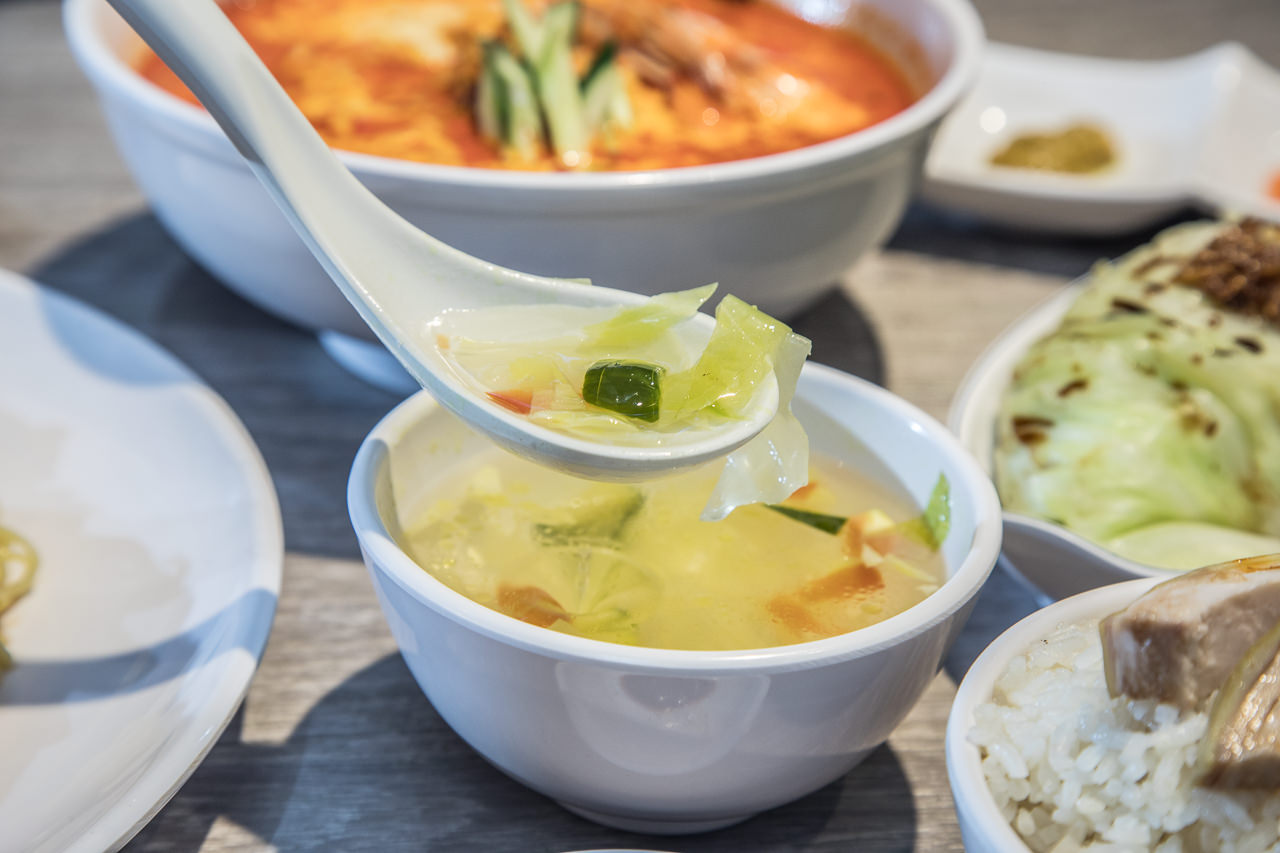 新光三越海南雞飯,新光三越南西店海南雞飯,張記海南雞飯-新光南西店,中山區美食,中山區海南雞飯,台北海南雞飯