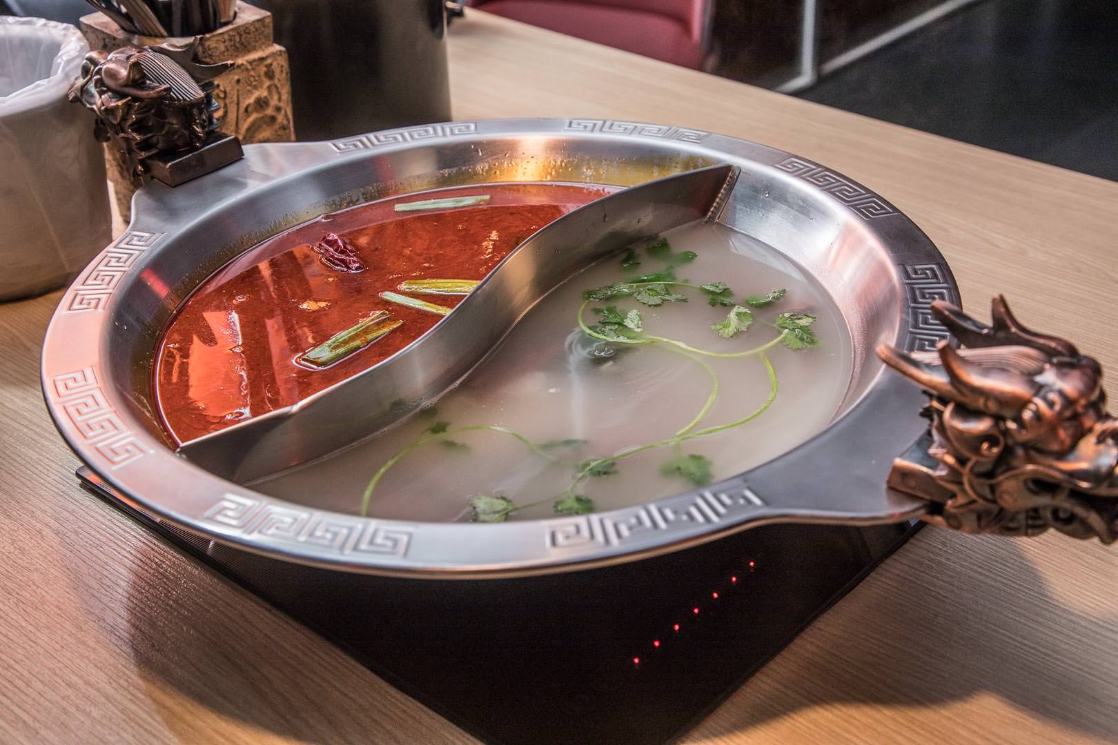 台北美食,台北火鍋,台北麻辣火鍋,內湖麻辣火鍋,台北川菜,內湖川菜,四川龍府麻辣火鍋,四川龍府