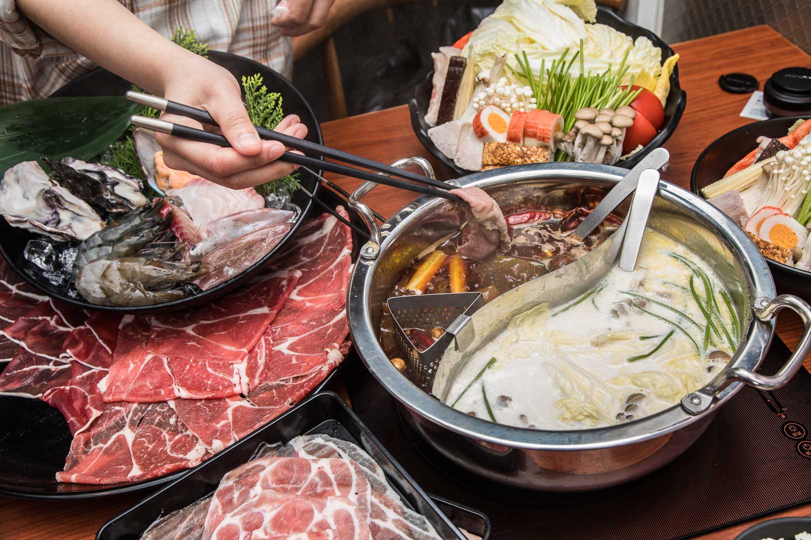 台北火鍋,台北聚餐推薦,肉多多火鍋,台北肉多多火鍋,台北必吃火鍋,台北美食,台北捷運美食