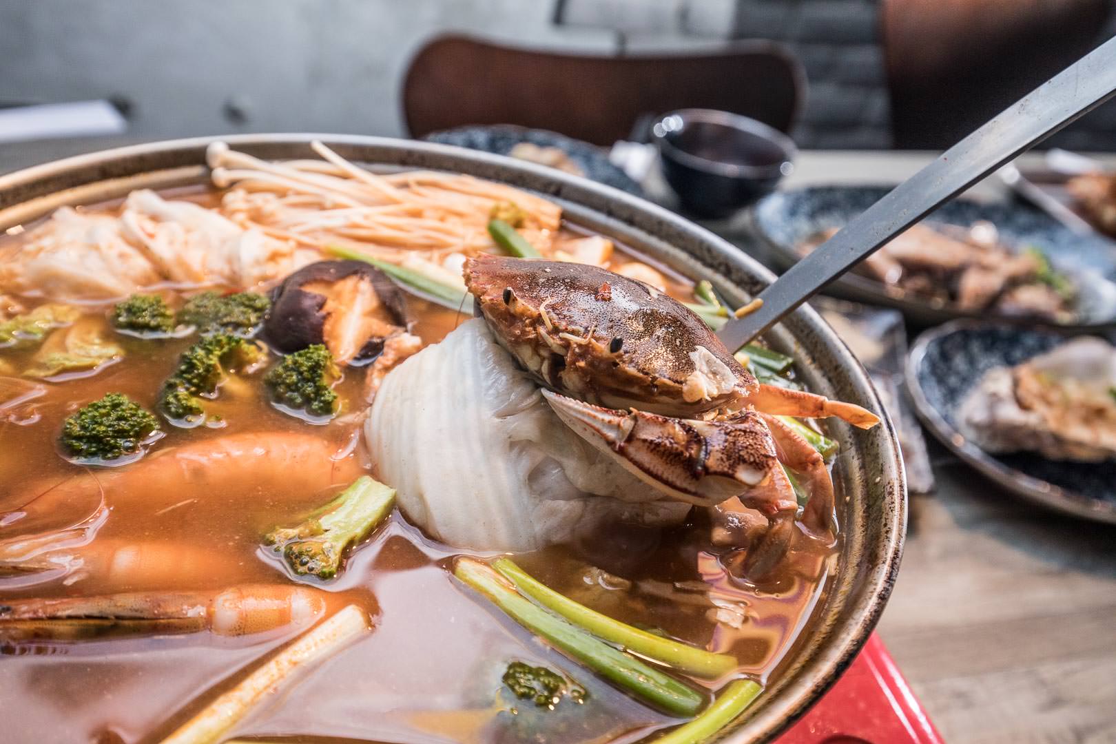 新竹城隍廟美食,新竹無菜單料理,新竹必吃,新竹重慶烤魚,新竹海鮮料理,新竹城隍廟必吃,海の貨海鮮料理,新竹美食