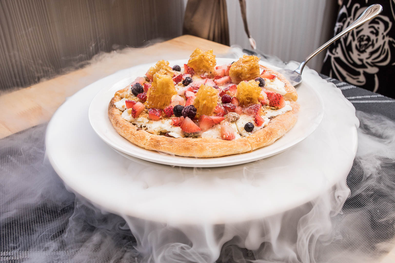 台北美食,台北聚餐,台北捷運美食,Milano Pizzeria義大利米蘭手工窯烤披薩,台北披薩,台北必吃,台北冰披薩,四平商圈美食,台北豬排,義大利米蘭手工窯烤披薩 @大手牽小手。玩樂趣