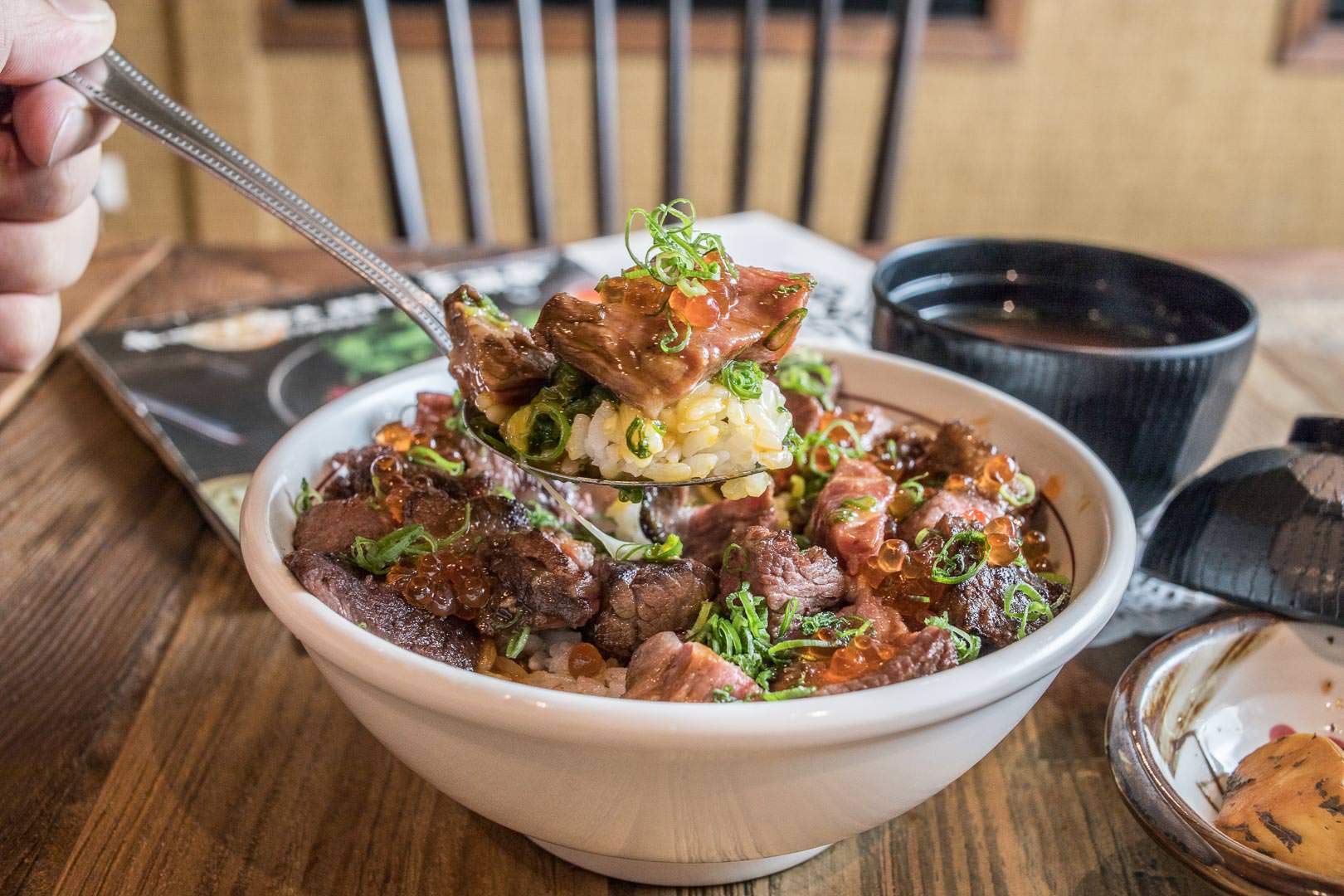 台北美食,台北居酒屋,美國牛肉,台北丼飯,台北必吃,台北牛肉丼,台北牛排丼