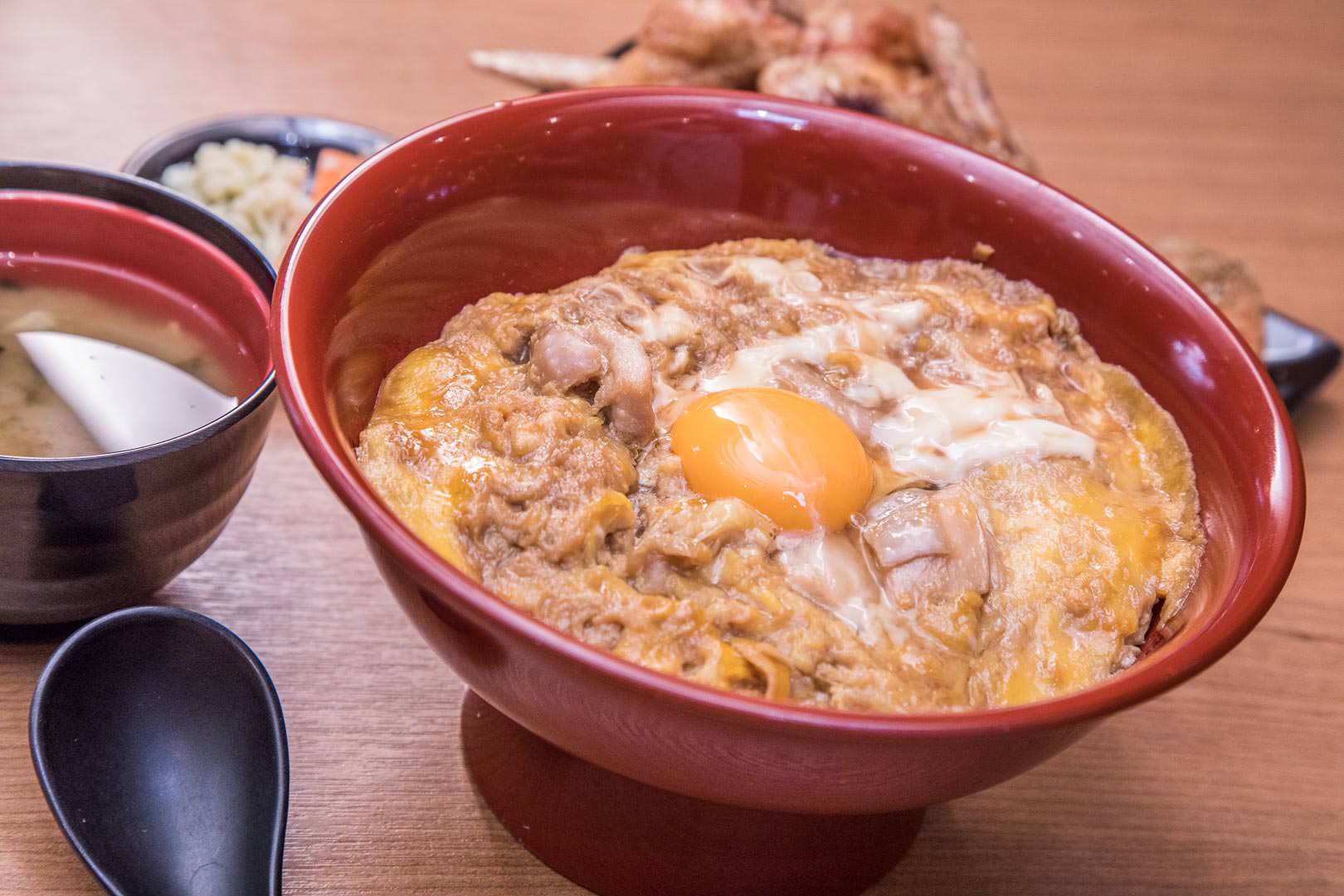 林口美食,林口餐廳,林口必吃,三井OUTLET美食,三井OUTLET必吃,三井OUTLET,鳥開親子丼,林口鳥開親子丼 @大手牽小手。玩樂趣