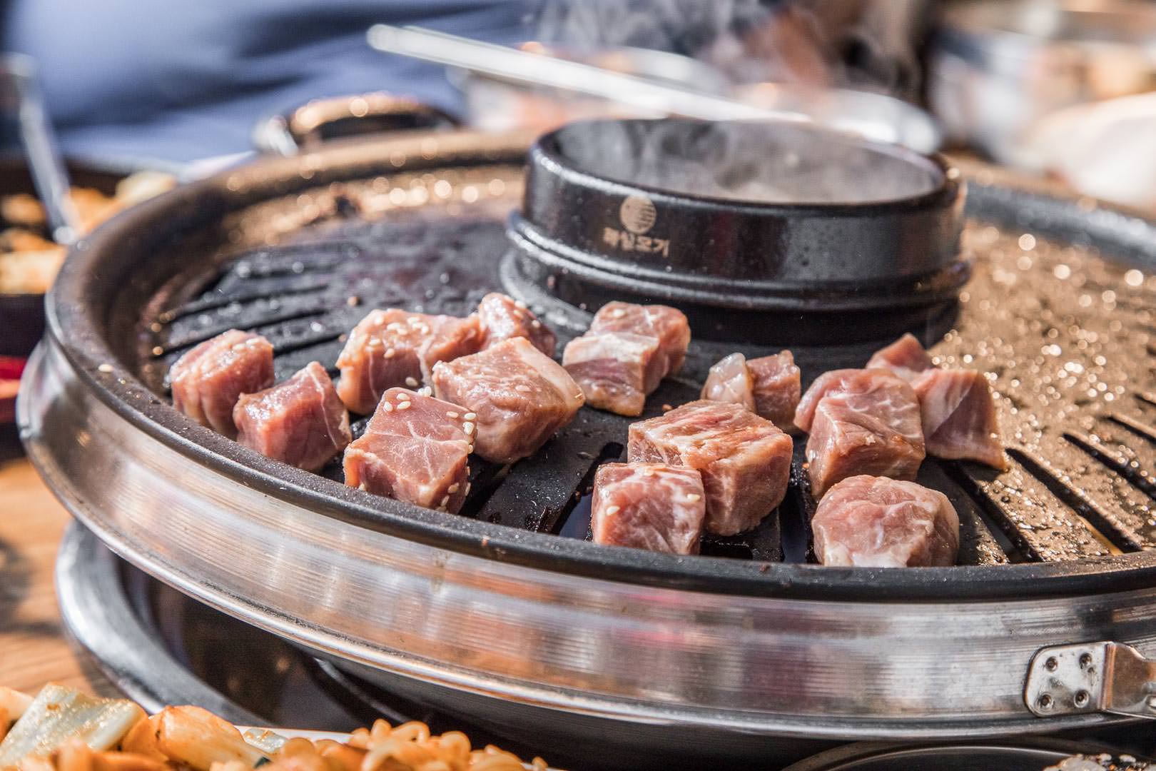 小豬樂石韓式烤肉東湖店,小豬樂石,小豬樂石韓式烤肉,台北吃到飽,台北燒烤吃到飽,內湖美食,內湖吃到飽,台北燒肉吃到飽,台北韓式燒肉,台北韓式燒肉吃到飽,韓式燒肉吃到飽