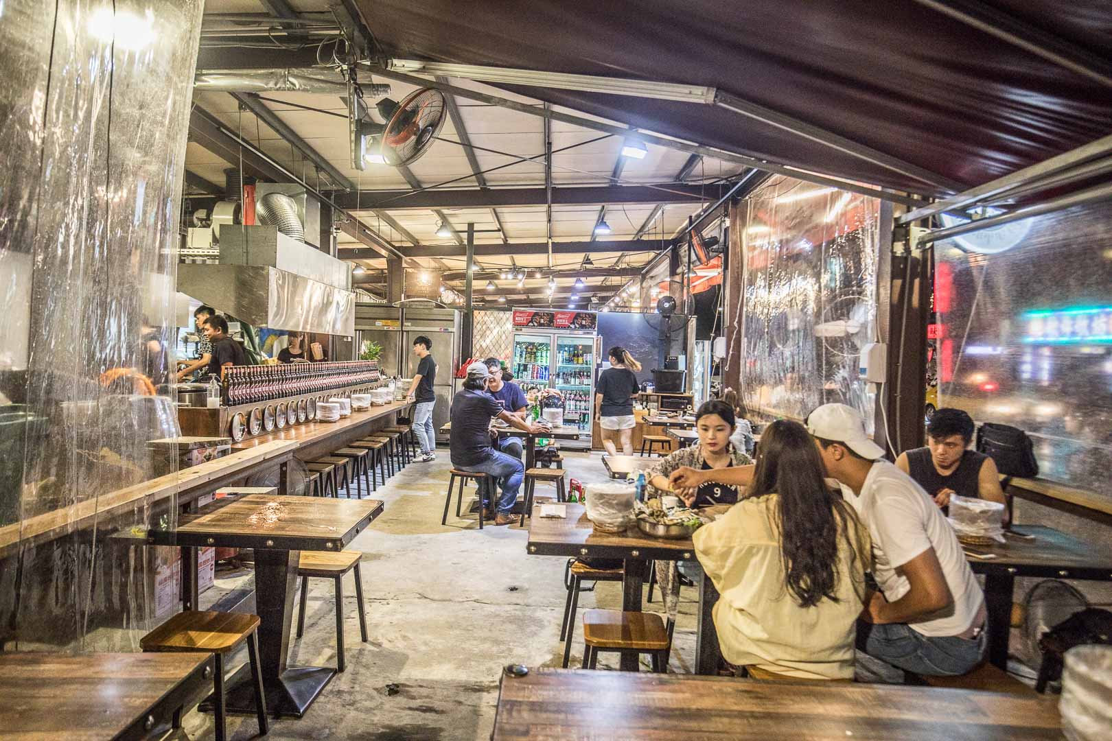 板橋美食,板橋居酒屋,板橋聚餐,板橋海鮮餐廳,板橋燒烤,板橋串烤,板橋海鮮料理,火夯seafood 海鮮燒烤