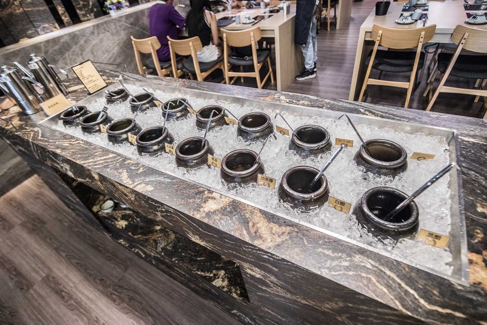 桃園美食,桃園聚餐,桃園火鍋,長庚美食,桃園鍋物,長庚餐廳,六石蒔鍋