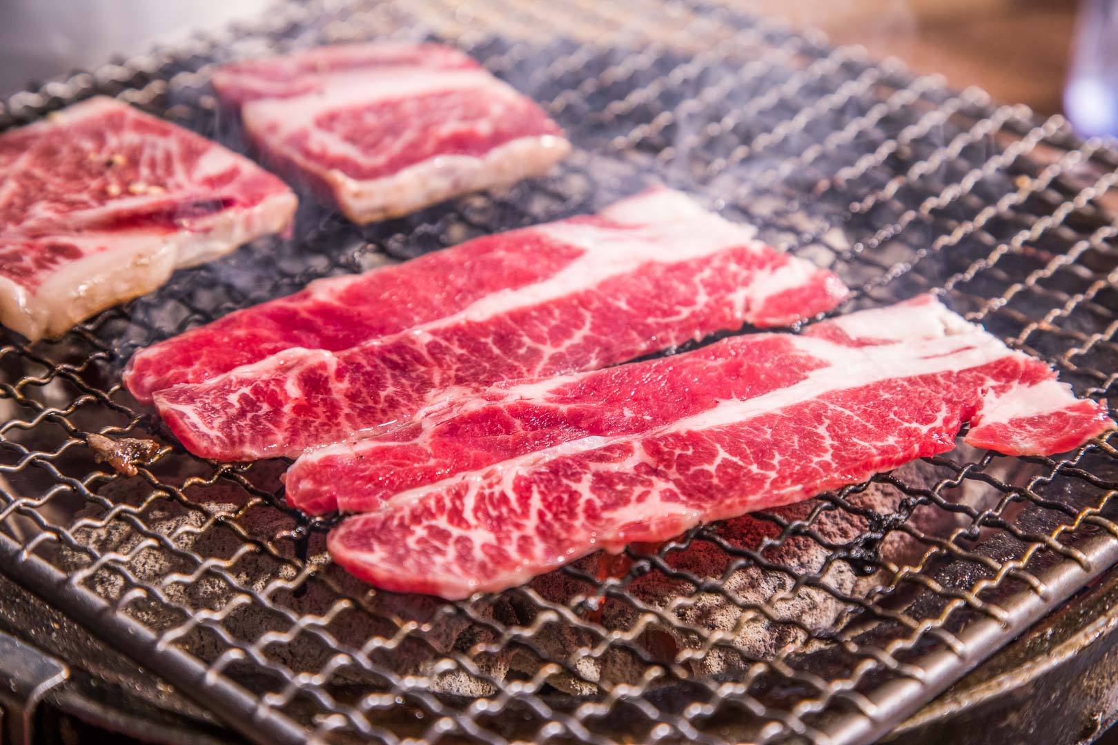 基隆必吃,基隆燒烤吃到飽,月桂炭火燒肉,基隆美食,基隆吃到飽,基隆燒烤,基隆廟口美食