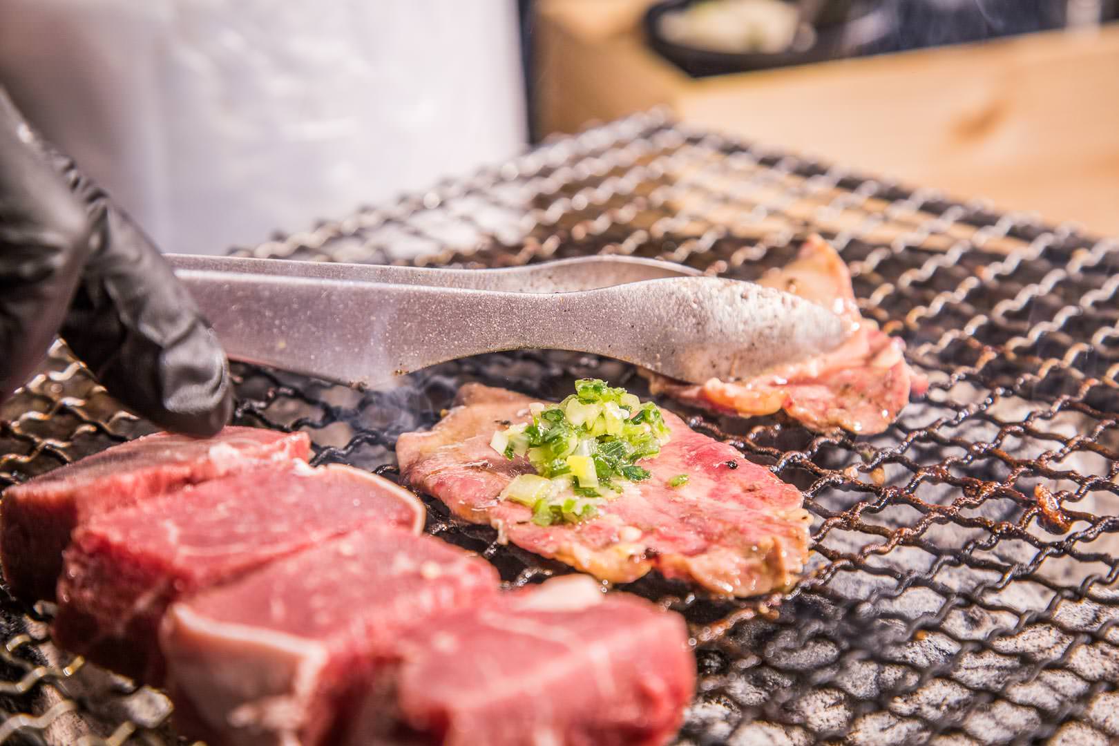 基隆必吃,基隆燒烤吃到飽,月桂炭火燒肉,基隆美食,基隆吃到飽,基隆燒烤,基隆廟口美食