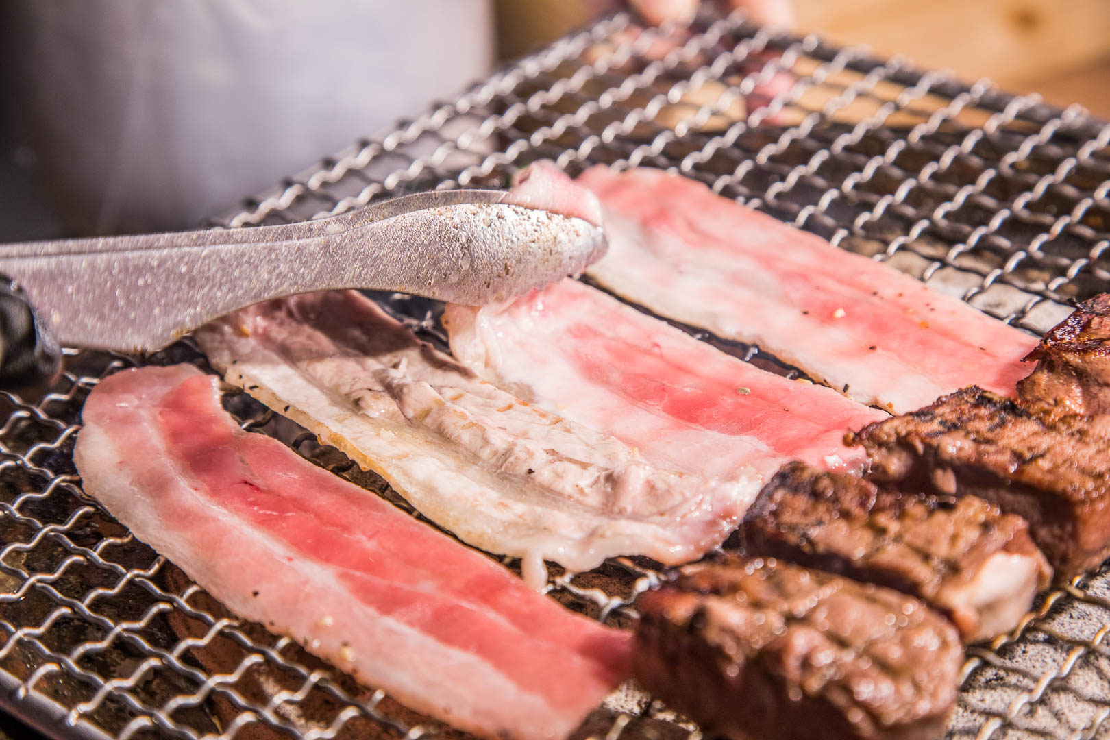 基隆必吃,基隆燒烤吃到飽,月桂炭火燒肉,基隆美食,基隆吃到飽,基隆燒烤,基隆廟口美食
