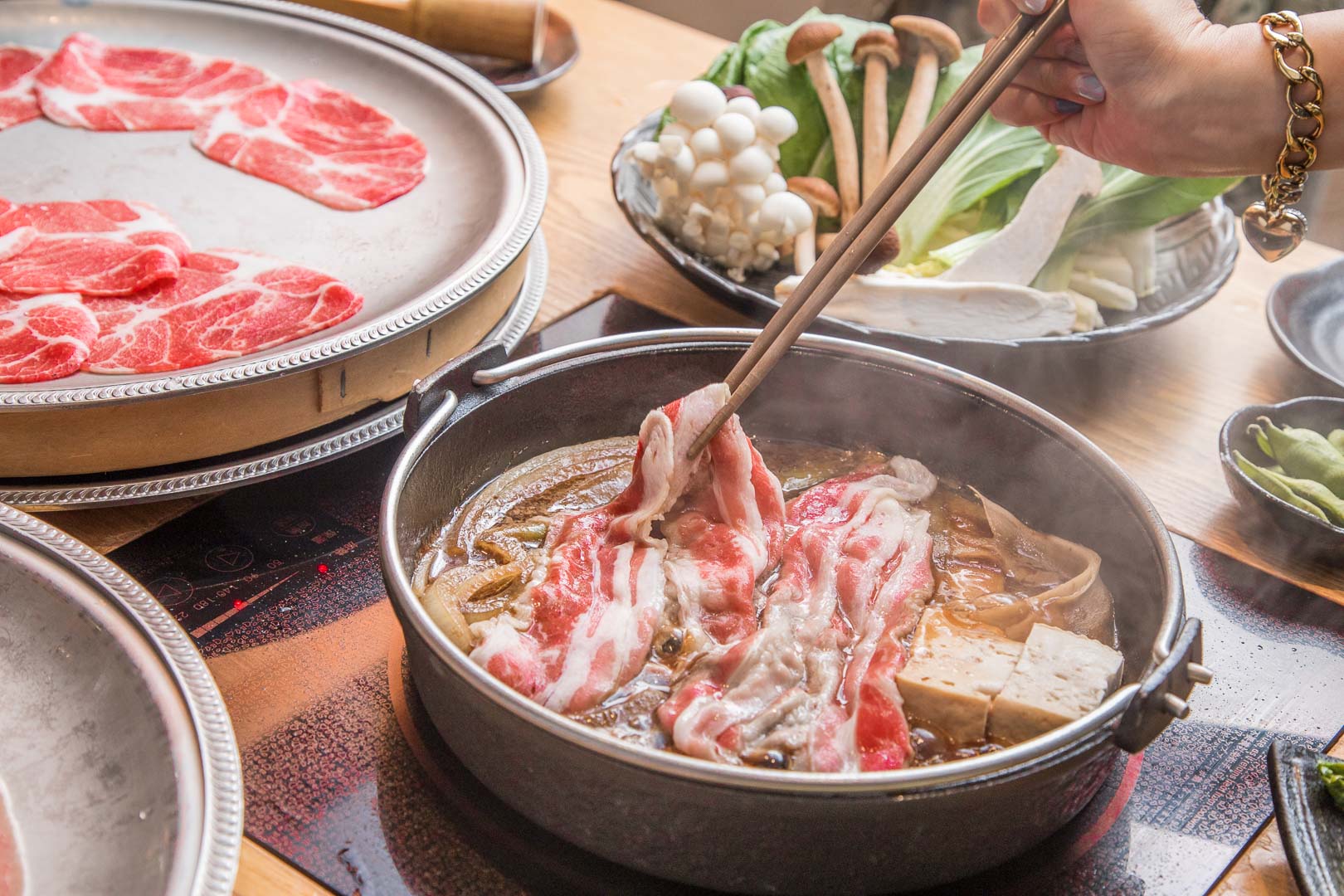 Don-tei 壽喜燒,台北美食,中山區美食,中山捷運站美食,中山區壽喜燒,壽喜燒吃到飽,台北壽喜燒吃到飽,和牛壽喜燒,どん亭 Don-tei 壽喜燒