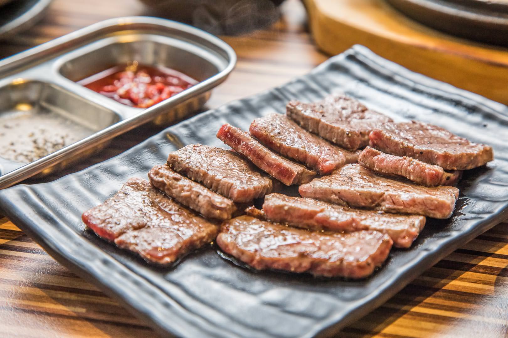 韓舍 熟成肉韓式烤肉,韓舍,桃園燒肉,桃園美食,桃園聚餐,藝文特區美食,桃園必吃,桃園韓式料理,桃園韓式燒肉,桃園約會,藝文特區韓式燒肉