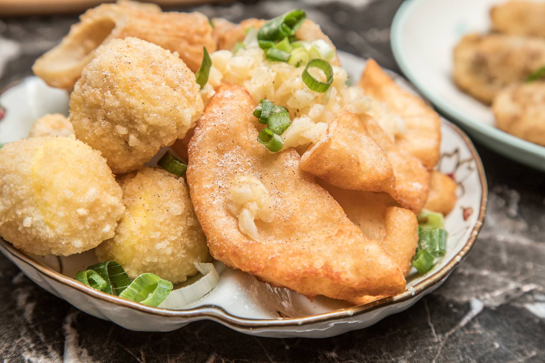 新竹小吃,城隍廟美食,新竹必吃,新竹鹽酥雞,新竹炸物,城隍廟小吃,炸嘎海陸炸物-新竹中正店,炸嘎海陸炸物,新竹美食