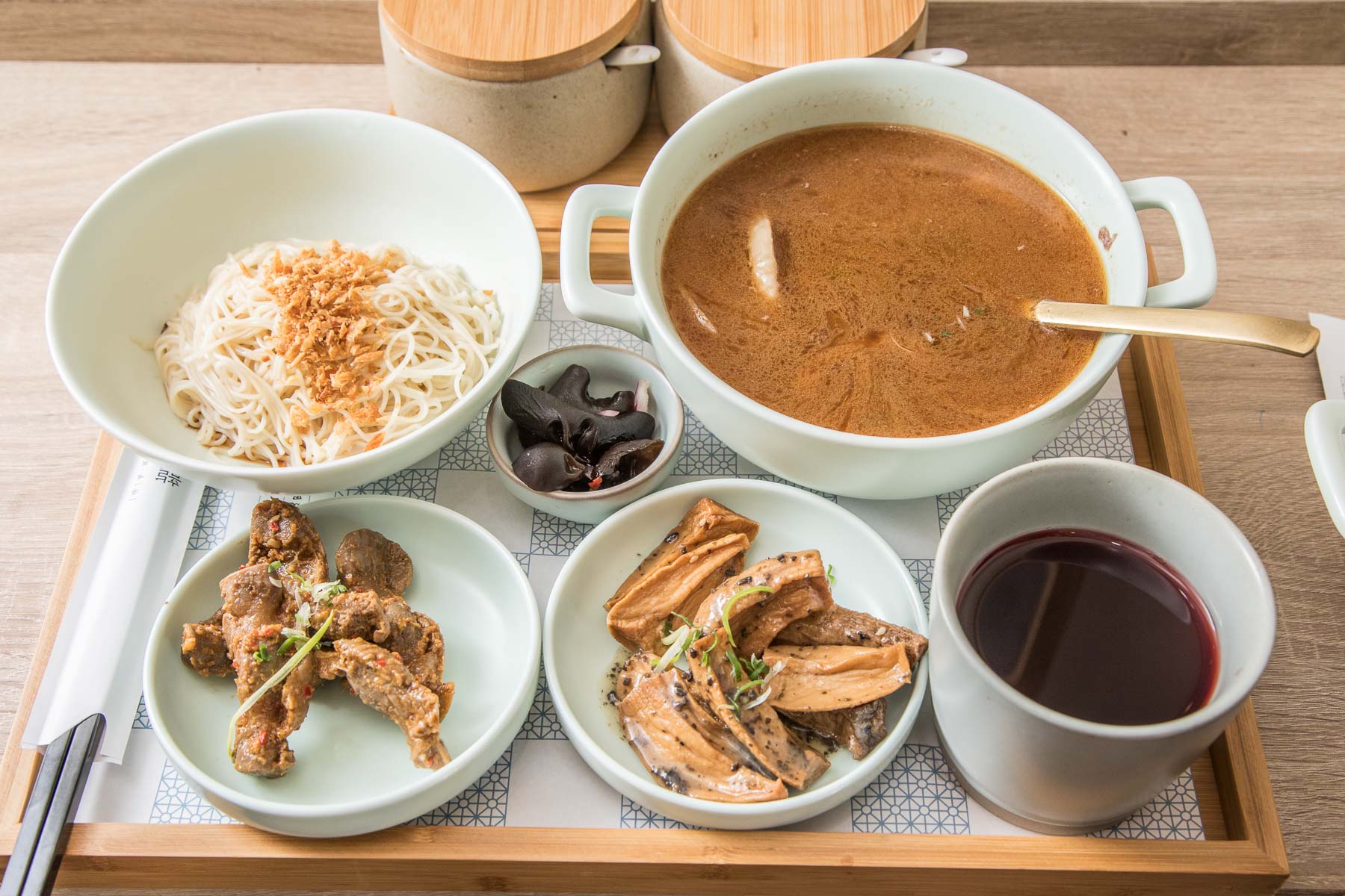 桃園美食,桃園小吃,桃園必吃,桃園雞湯,龍涎居好湯-桃園店,桃園龍涎居好湯