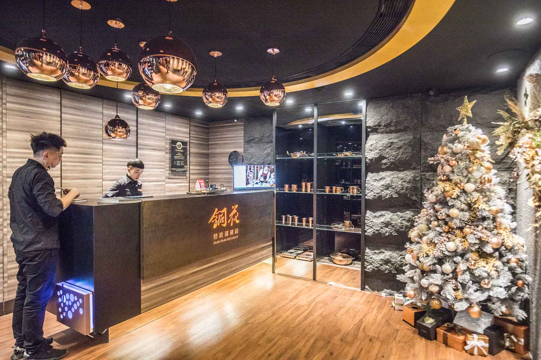 台北海鮮火鍋,台北鍋物,蘆洲火鍋,蘆洲鍋物,蘆洲海鮮火鍋,銅花精緻涮涮鍋 蘆洲集賢店,銅花精緻涮涮鍋,台北火鍋