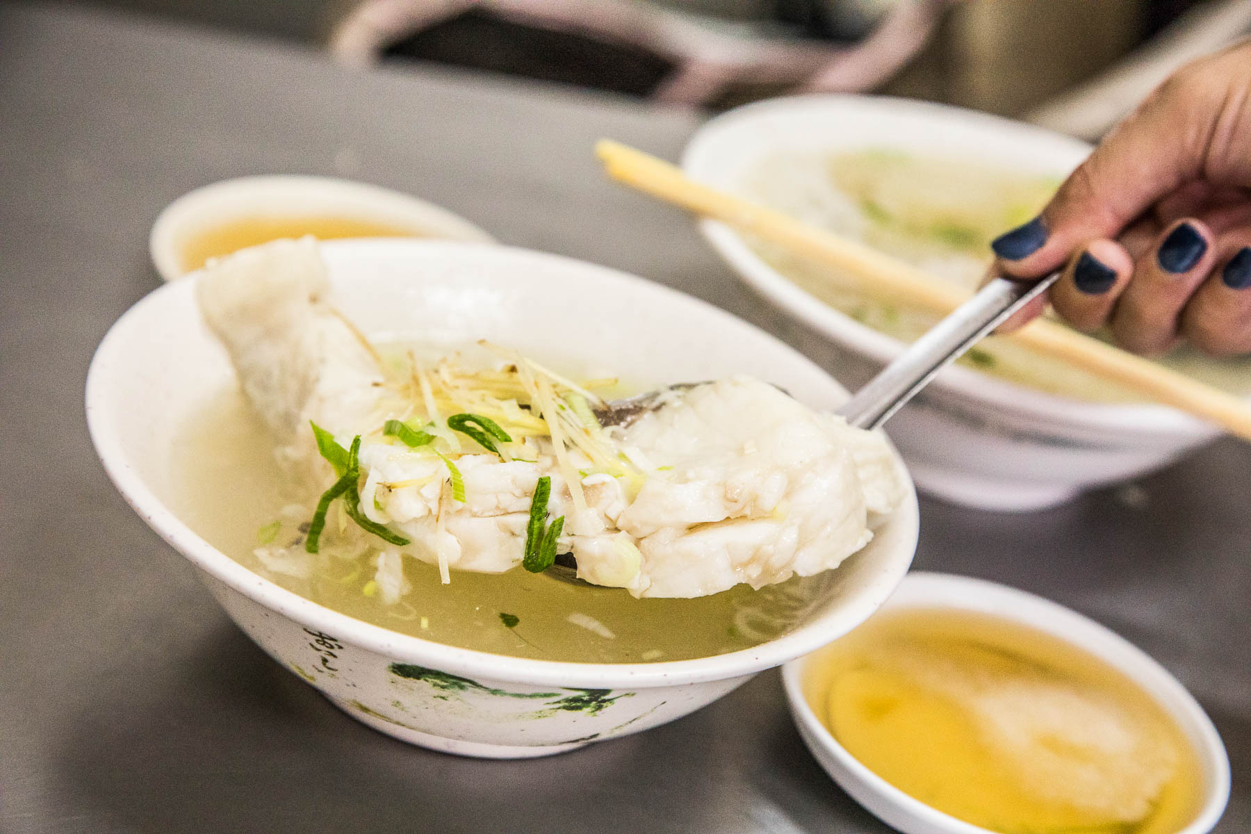 嘉義美食,嘉義早餐,嘉義必吃,嘉義小吃,嘉義草魚湯,嘉義草魚粥,正老牌草魚粥,正老牌草魚粥西榮街 @大手牽小手。玩樂趣