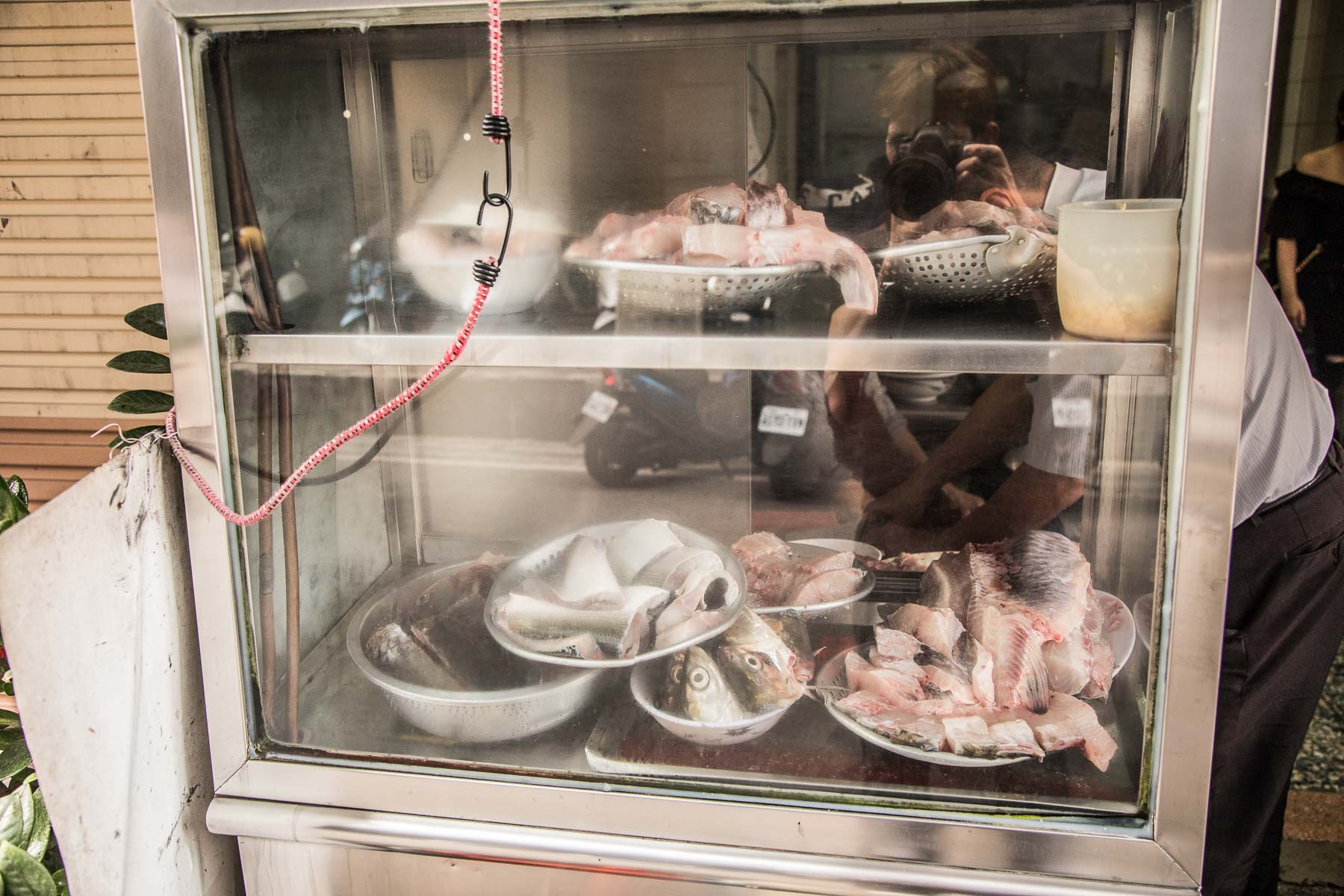 嘉義美食,嘉義早餐,嘉義必吃,嘉義小吃,嘉義草魚湯,嘉義草魚粥,正老牌草魚粥,正老牌草魚粥西榮街
