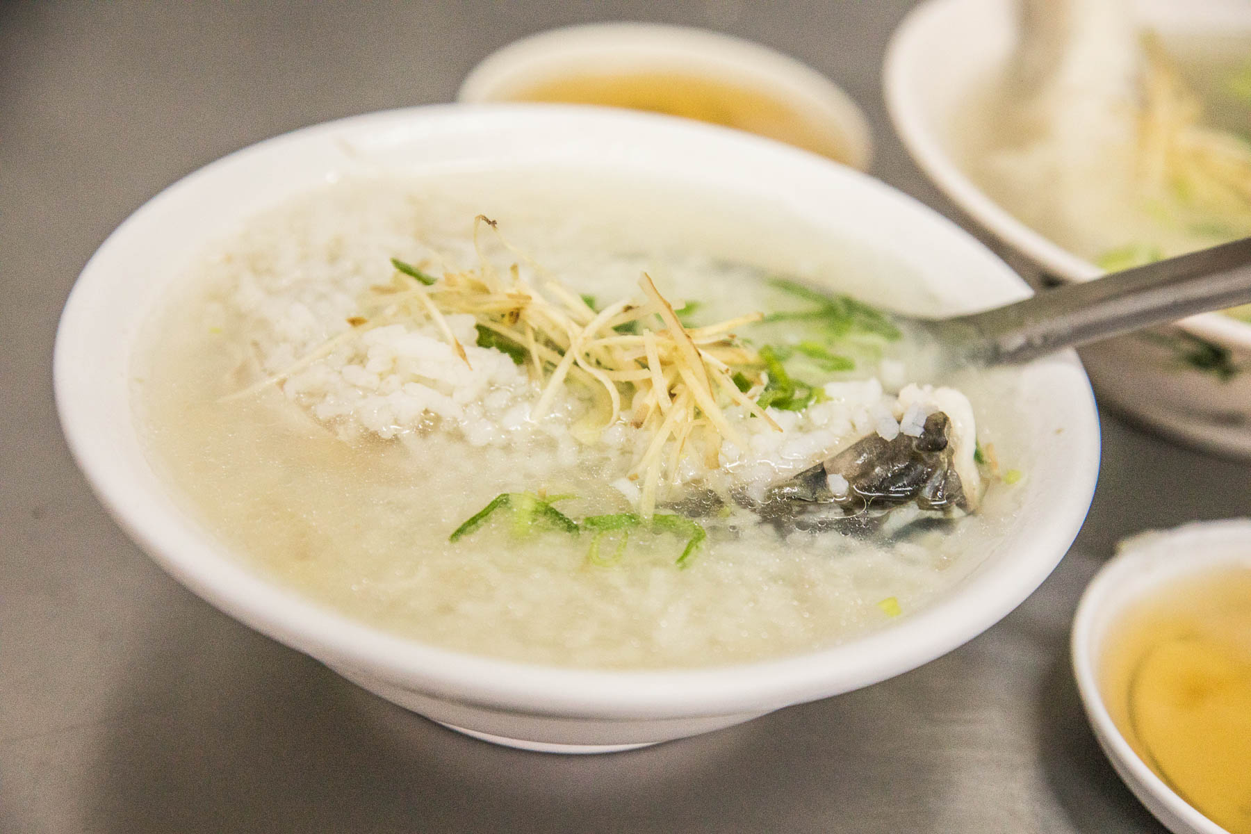嘉義美食,嘉義早餐,嘉義必吃,嘉義小吃,嘉義草魚湯,嘉義草魚粥,正老牌草魚粥,正老牌草魚粥西榮街