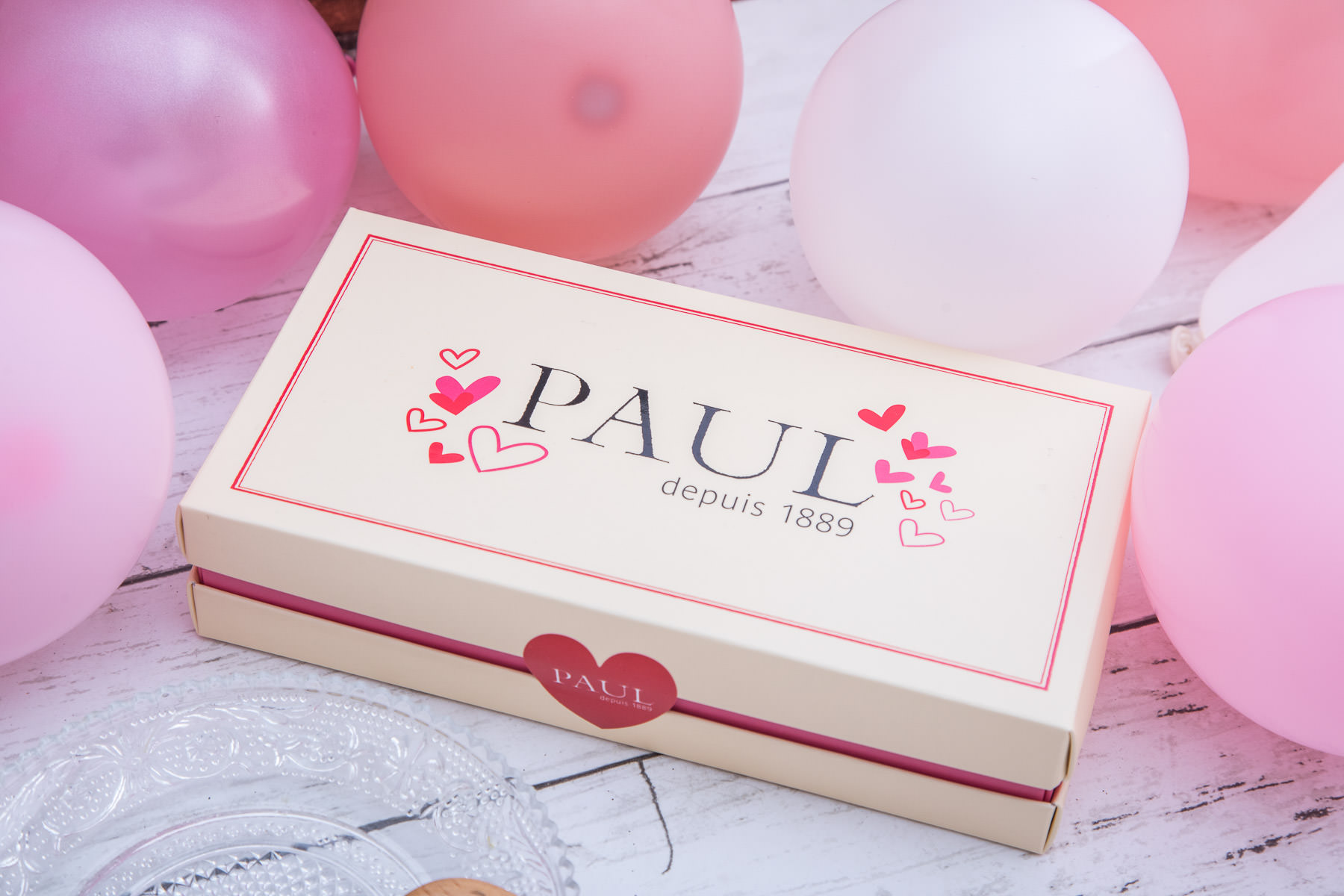 PAUL覆盆子夏洛特,PAUL甜點,情人節送禮推薦,情人節送禮,馬卡龍推薦,PAUL巴黎甜心馬卡紅禮盒