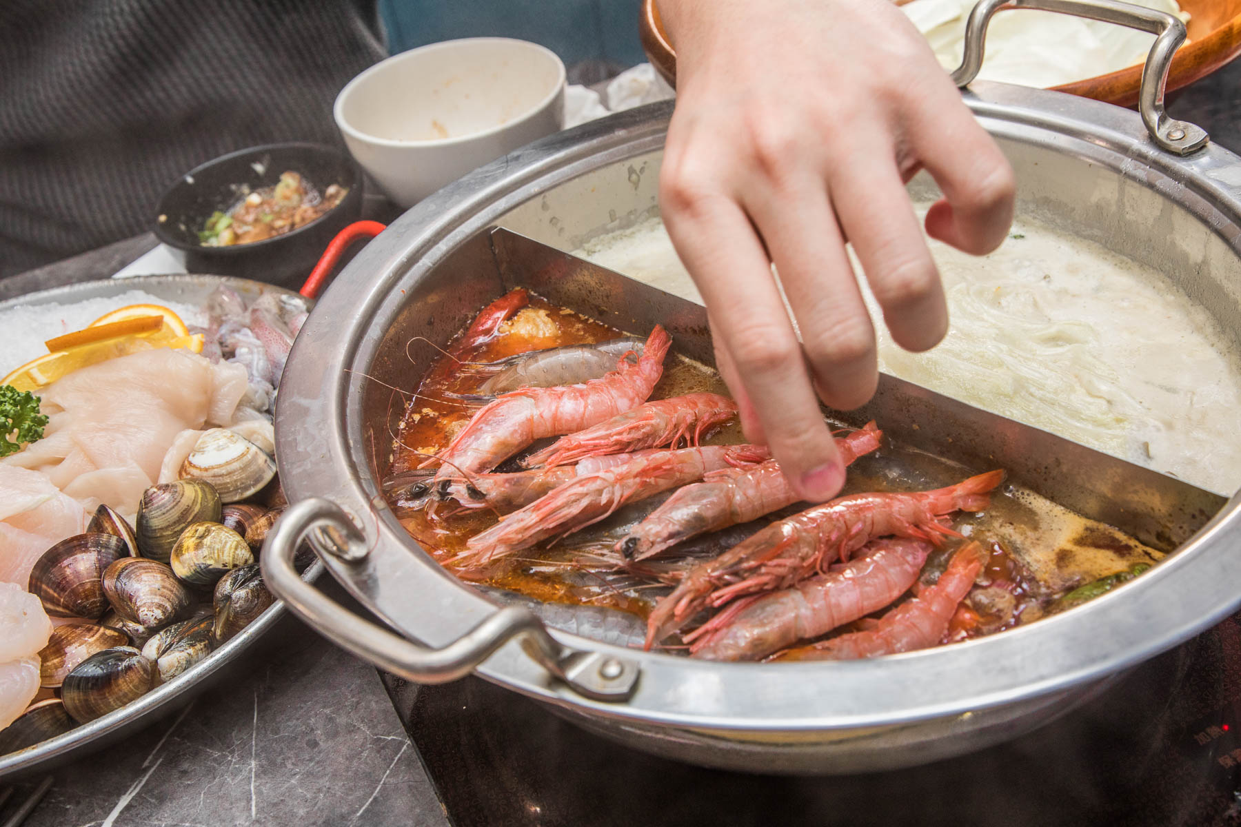 中和美食,中和吃到飽,中和鍋物吃到飽,中和麻辣鍋吃到飽,八海食潮當代鍋物,中和Global Mall環球購物中心,中和環球購物中心美食