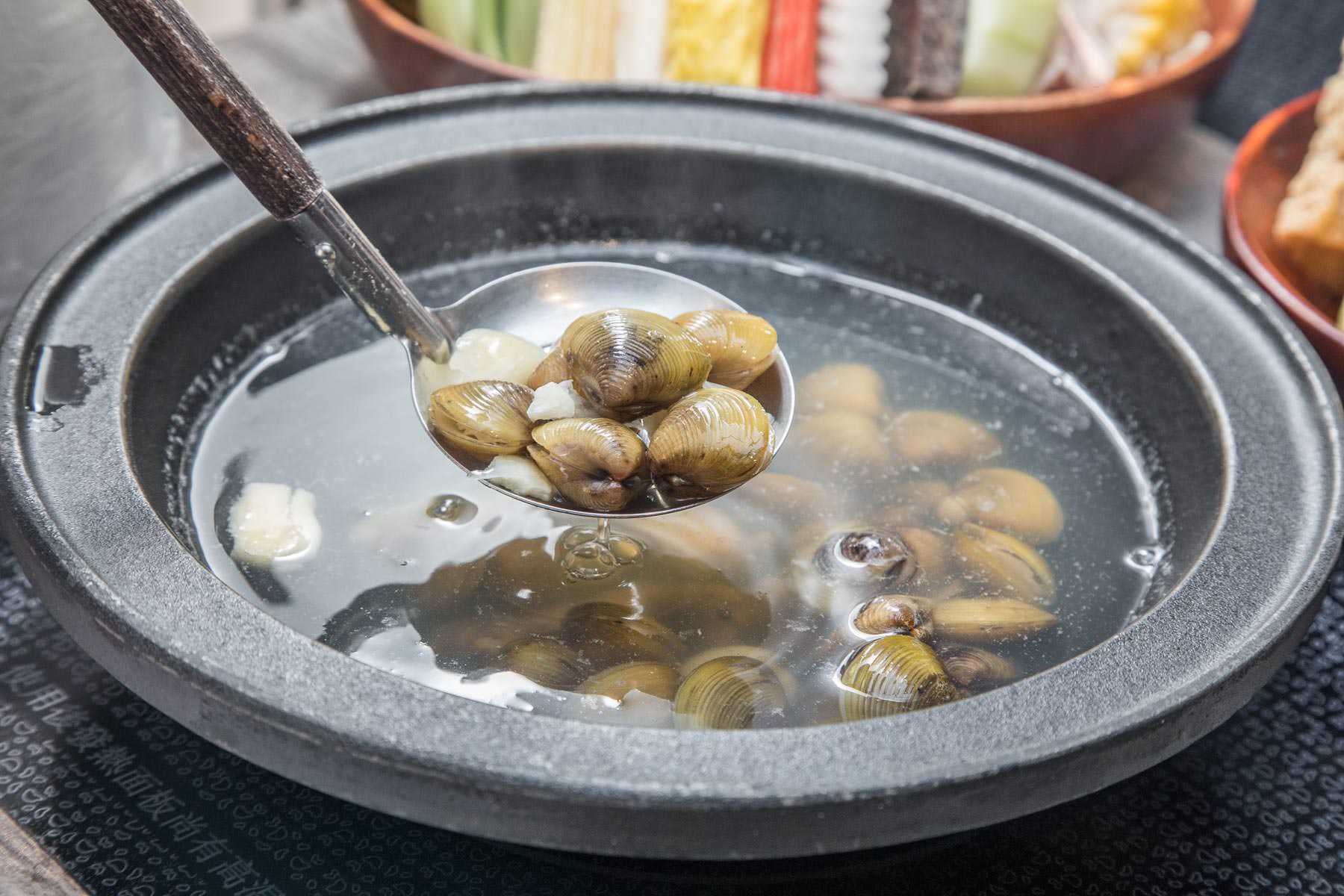 中壢個人鍋,嗑肉石鍋-中壢中美店,嗑肉石鍋中壢,中壢美食,桃園美食,桃園火鍋,中壢火鍋,桃園海鮮鍋,中壢海鮮鍋,中壢龍蝦鍋,中壢鍋物
