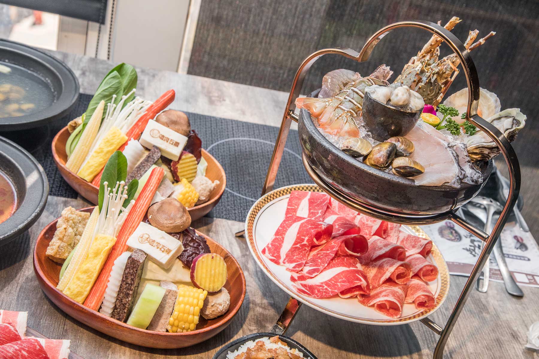 中壢個人鍋,嗑肉石鍋-中壢中美店,嗑肉石鍋中壢,中壢美食,桃園美食,桃園火鍋,中壢火鍋,桃園海鮮鍋,中壢海鮮鍋,中壢龍蝦鍋,中壢鍋物