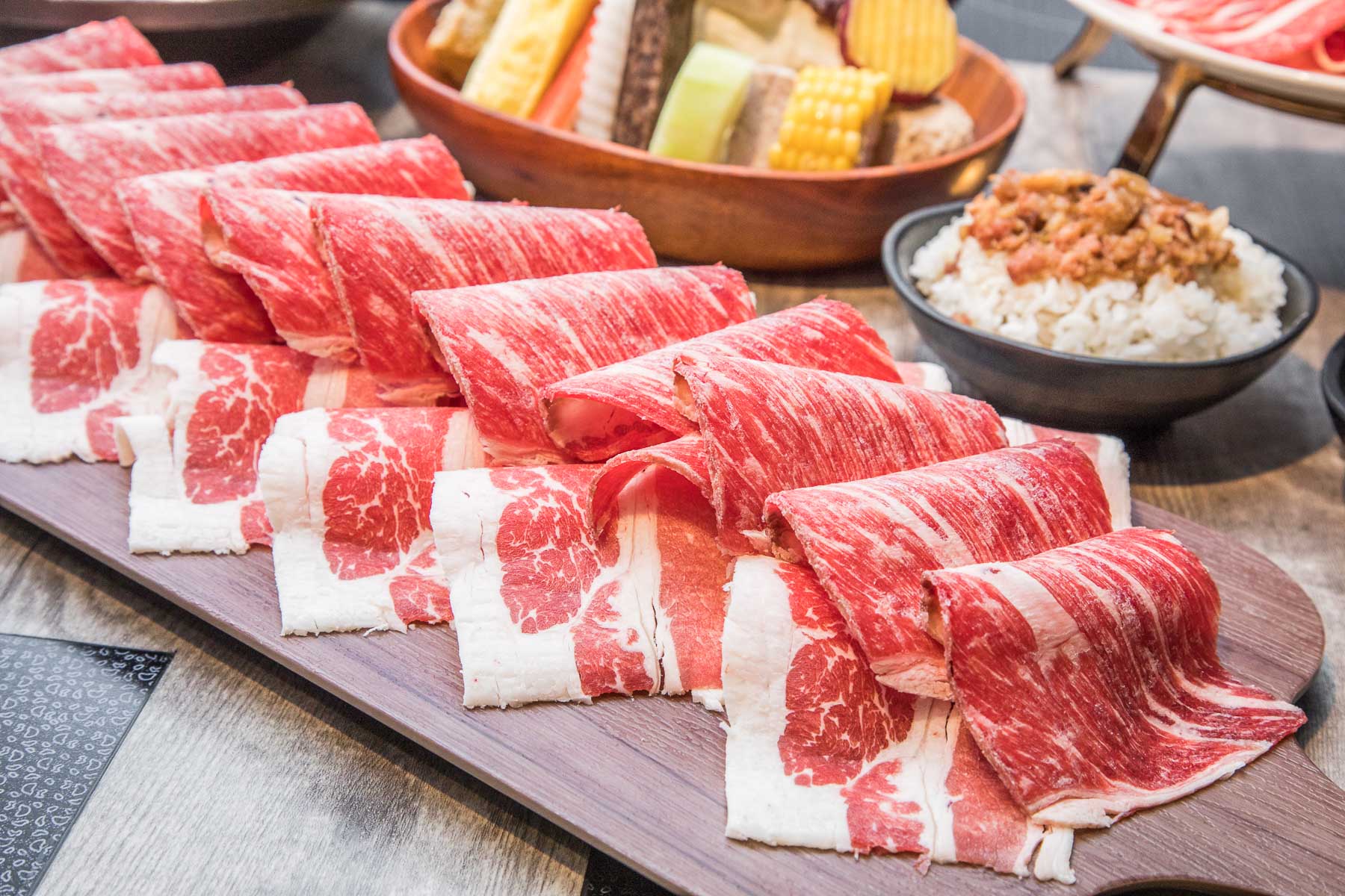 中壢個人鍋,嗑肉石鍋-中壢中美店,嗑肉石鍋中壢,中壢美食,桃園美食,桃園火鍋,中壢火鍋,桃園海鮮鍋,中壢海鮮鍋,中壢龍蝦鍋,中壢鍋物