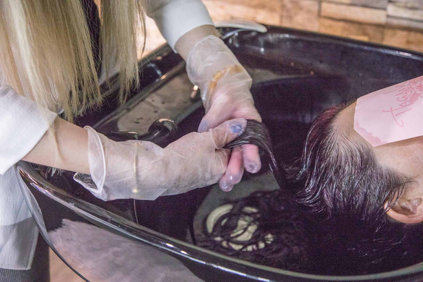 台北髮型設計,台北車站髮型設計,A Hair Salon,台北車站A Hair Salon,設計師Aileen,染髮,髮色,台北美髮