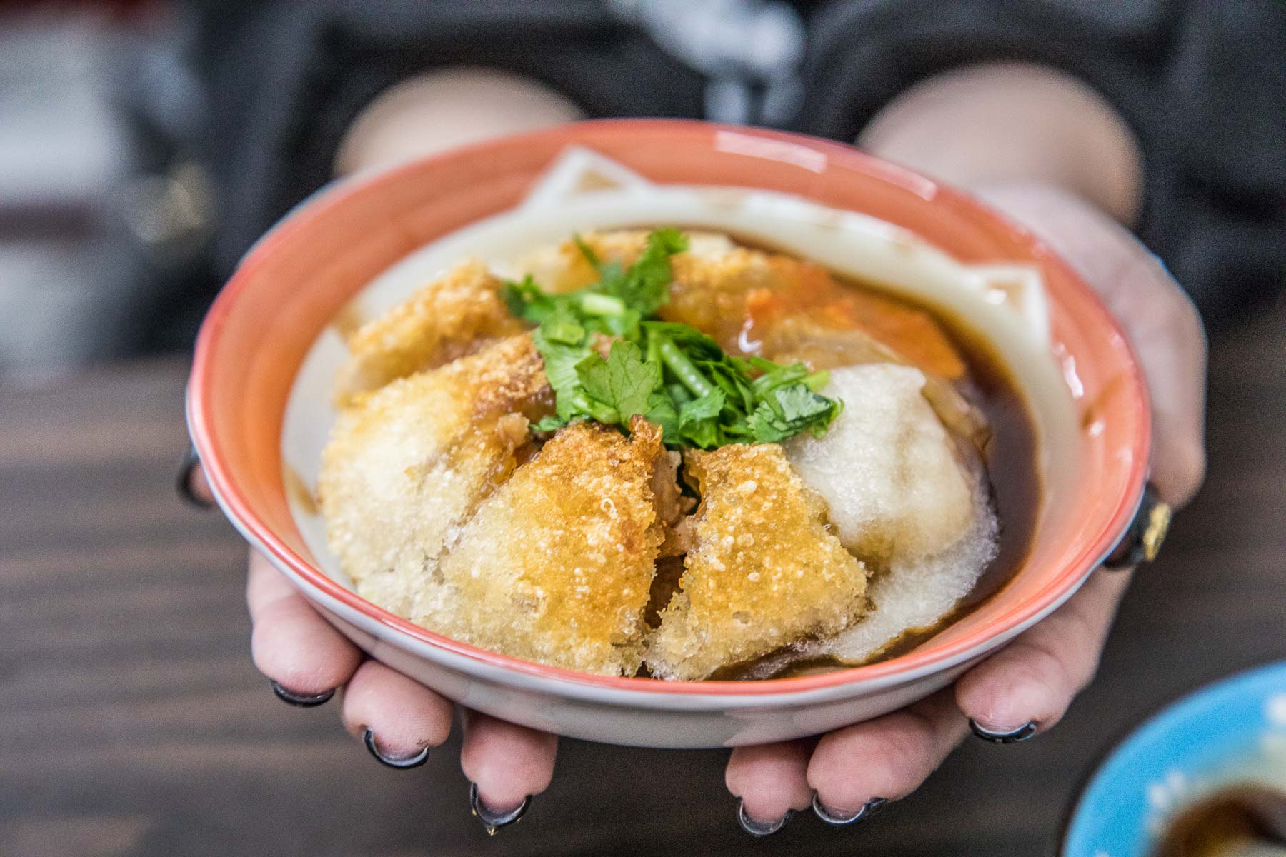 中壢肉圓,中壢脆皮肉圓,桃園肉圓,現炸脆皮肉圓,中壢美食,桃園美食,桃園小吃,中壢小吃 @大手牽小手。玩樂趣
