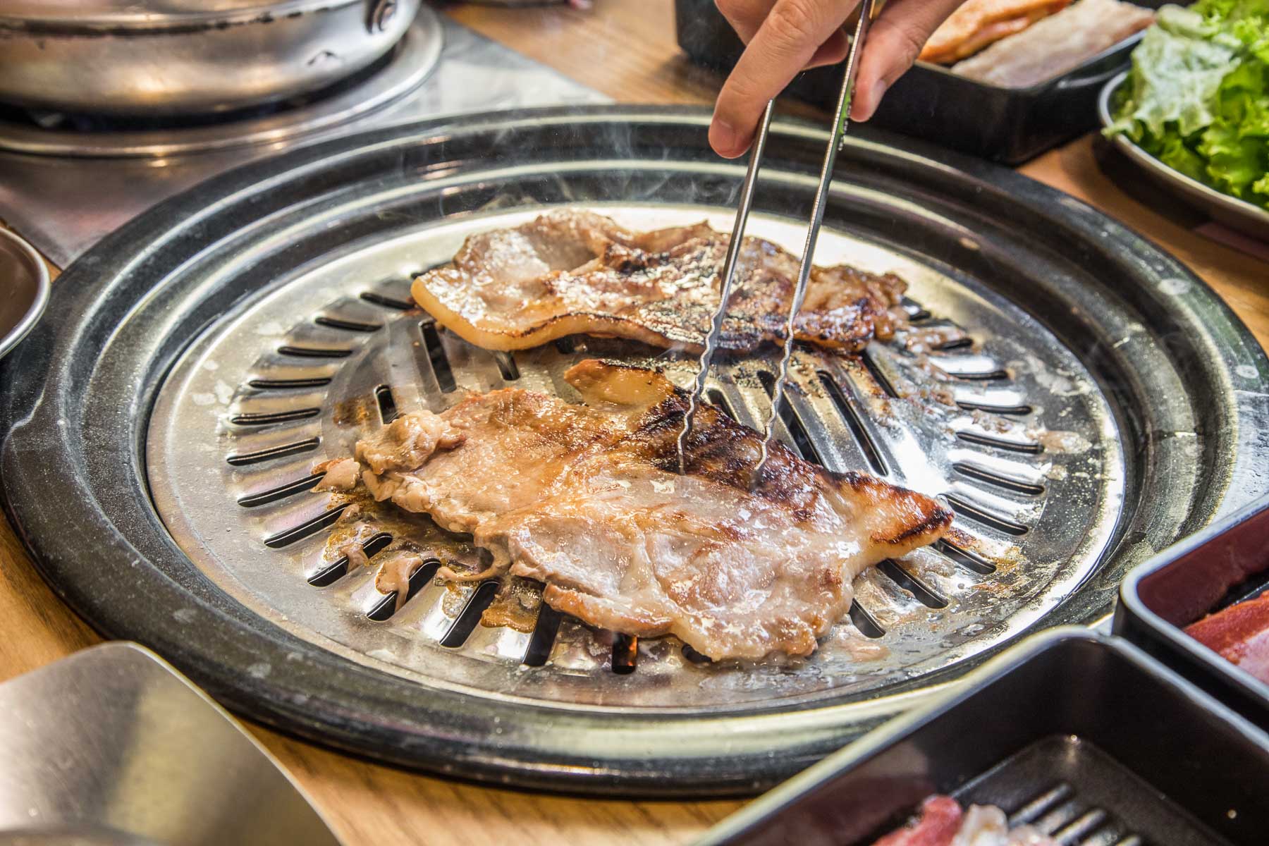 阿豬媽아줌마韓式烤肉西門店,阿豬媽韓式烤肉火鍋吃到飽西門店,台北美食,台北聚餐,台北吃到飽,西門町吃到飽,西門町美食,台北燒肉吃到飽,台北韓式烤肉吃到飽,西門町韓式燒肉,阿豬媽韓式烤肉ｘ火鍋吃到飽西門店