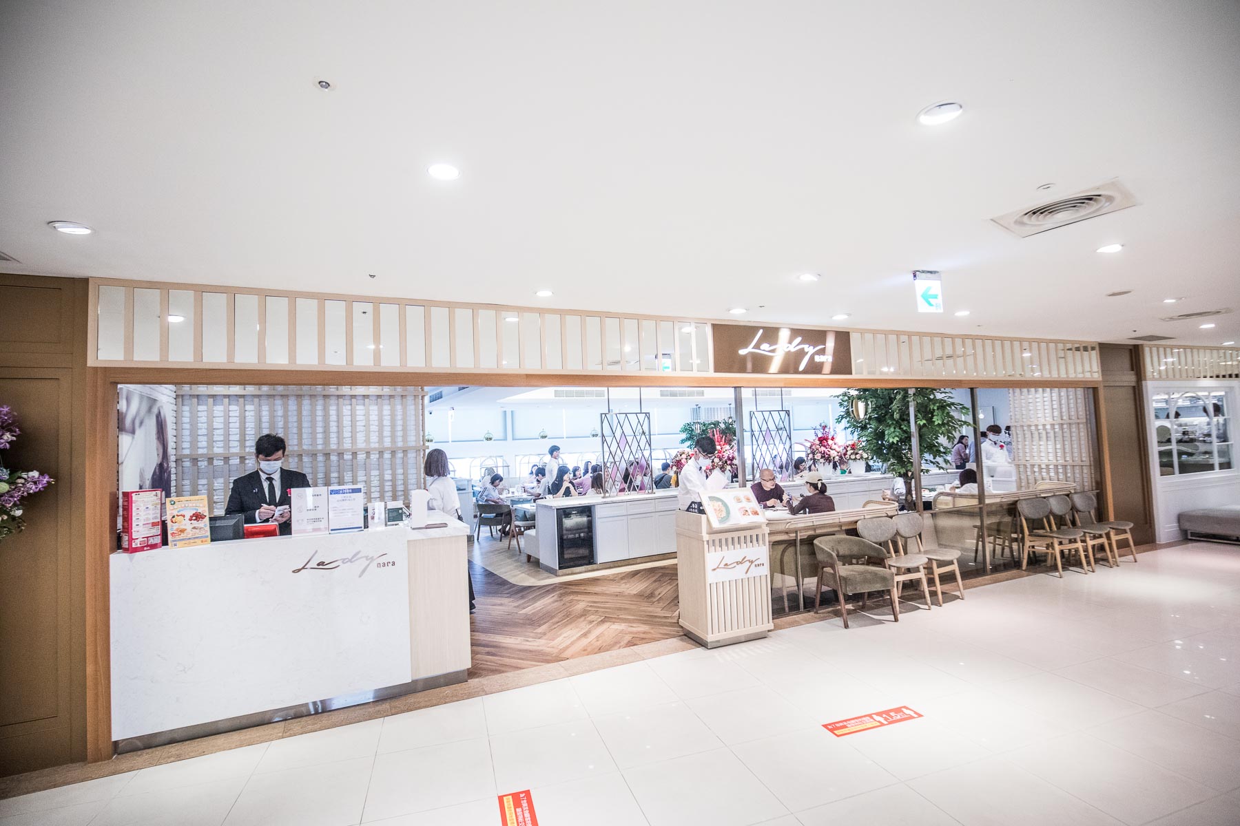 新竹巨城美食,新竹網美店,Lady nara 新竹SOGO店,新竹美食,新竹IG,新竹必吃,新竹泰式料理