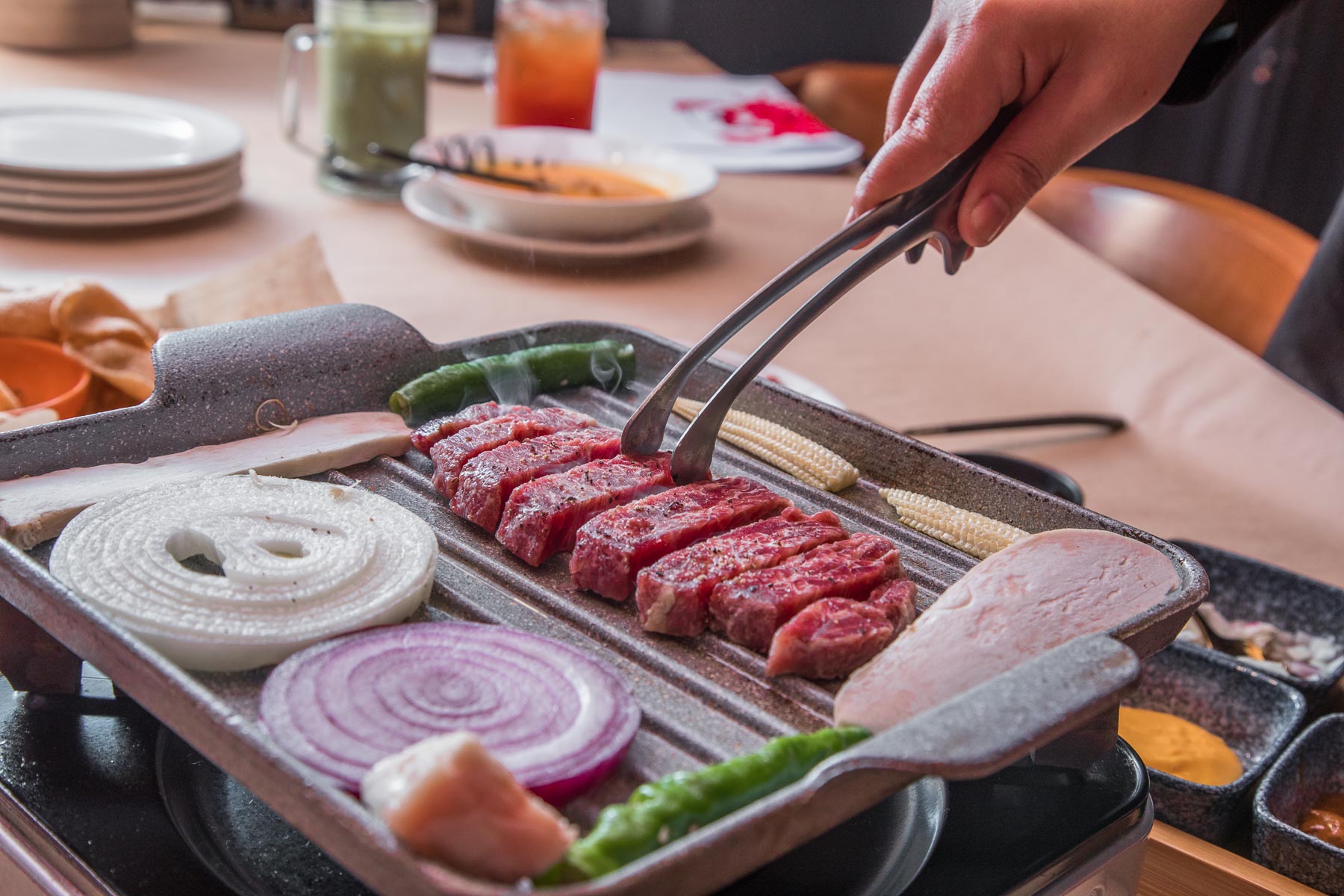 中壢美食,桃園美食,桃園牛排,中壢牛排,中壢手抓海鮮,桃園手抓海鮮,紅唇蟹KISS CRAB 美式手抓海鮮,紅唇蟹美式手抓海鮮