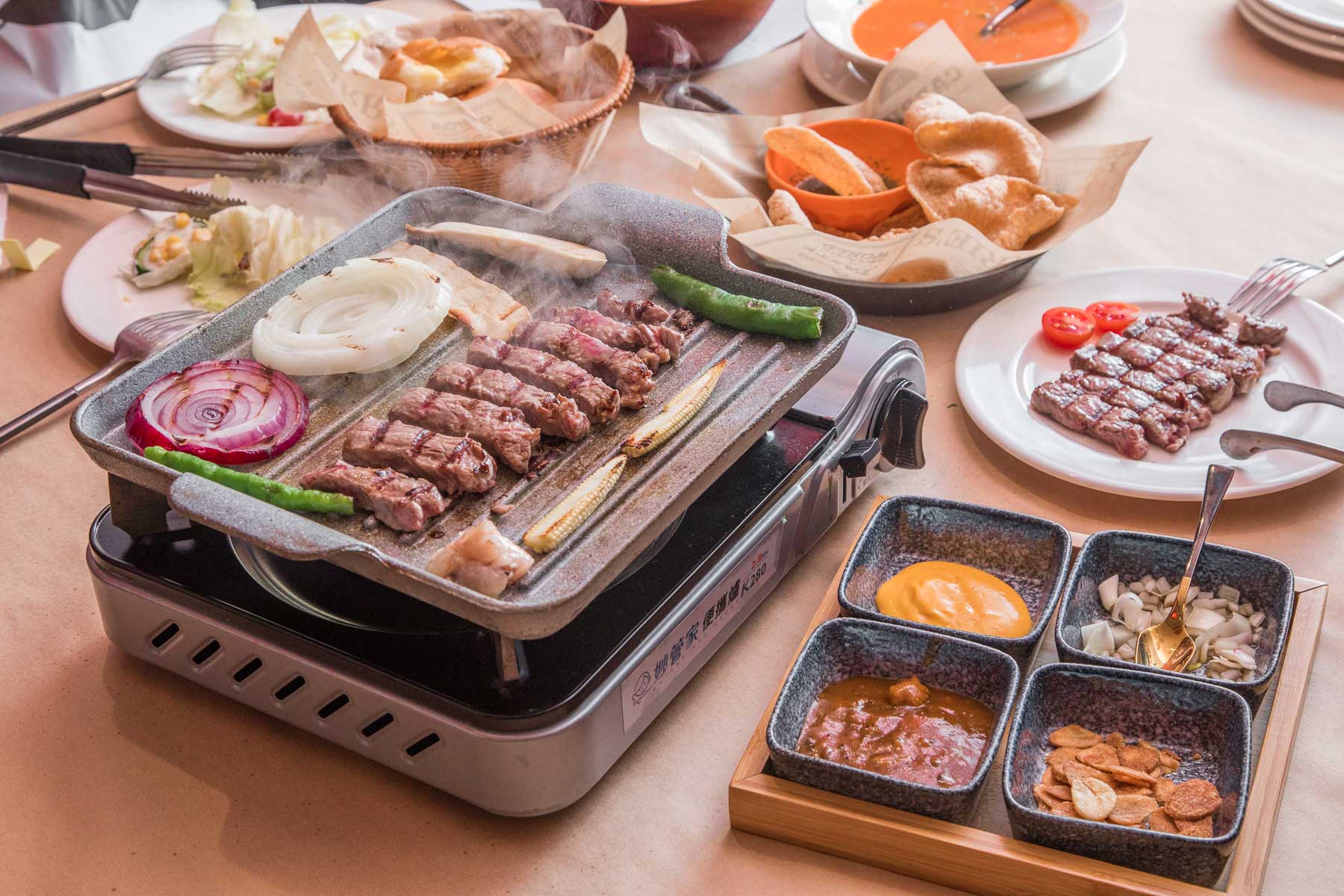 中壢美食,桃園美食,桃園牛排,中壢牛排,中壢手抓海鮮,桃園手抓海鮮,紅唇蟹KISS CRAB 美式手抓海鮮,紅唇蟹美式手抓海鮮