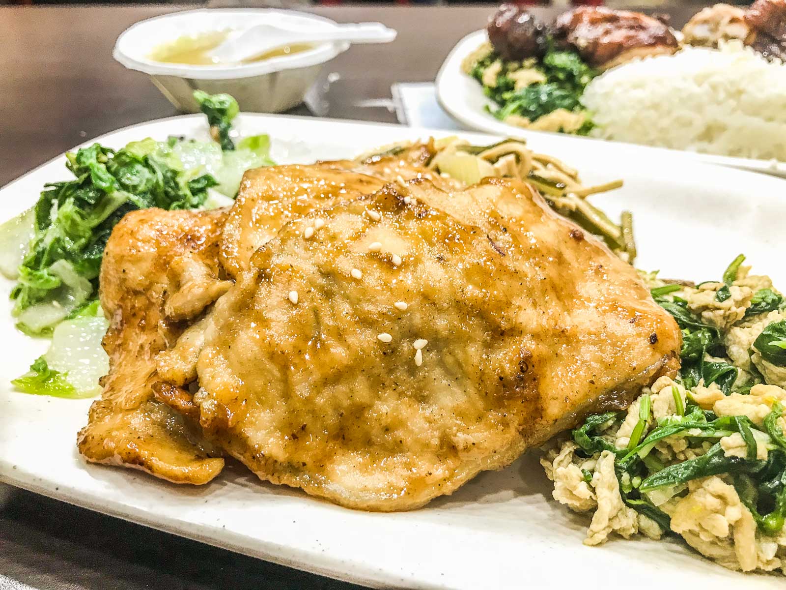 桃園必吃,桃園便當,桃園美食推薦,桃園燒肉飯,桃園烤肉飯,桃園烤雞腿,桃園南平路美食,上野烤肉飯-南平店