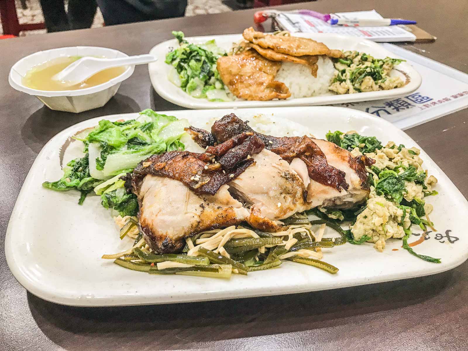 桃園必吃,桃園便當,桃園美食推薦,桃園燒肉飯,桃園烤肉飯,桃園烤雞腿,桃園南平路美食,上野烤肉飯-南平店
