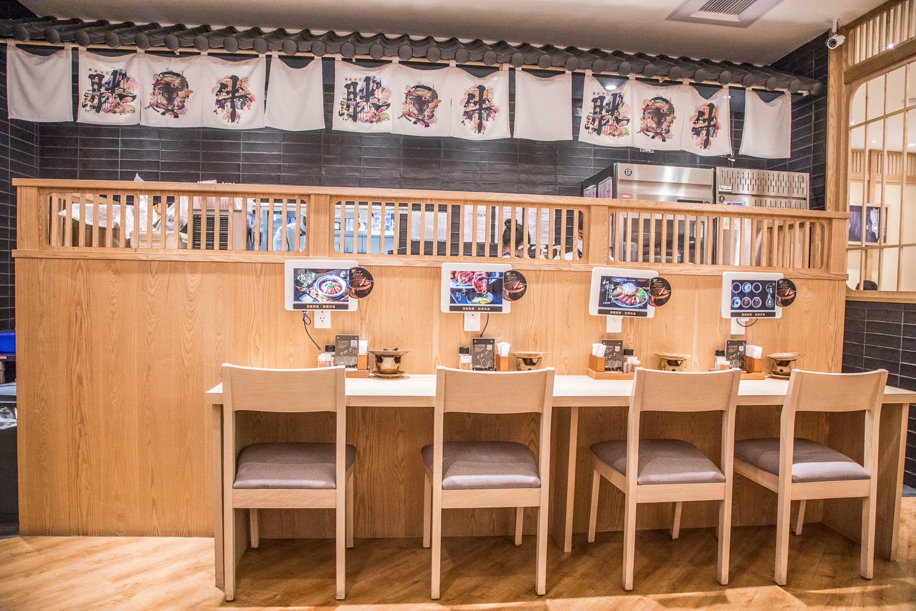 台茂購物中心美食,台茂牛排,台茂聚餐,京都勝牛-桃園台茂店,京都勝牛,台茂美食,南崁美食,蘆竹美食