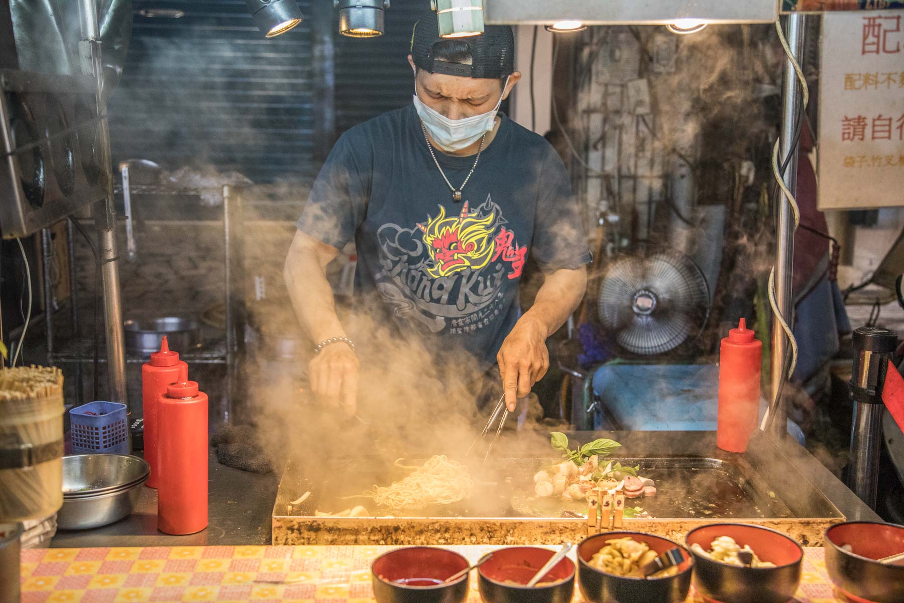 中原夜市必吃,中壢美食,桃園美食,中原夜市美食,中原夜市小吃,中原香腸炒米腸,中壢香腸炒米腸,香腸炒米腸 @大手牽小手。玩樂趣