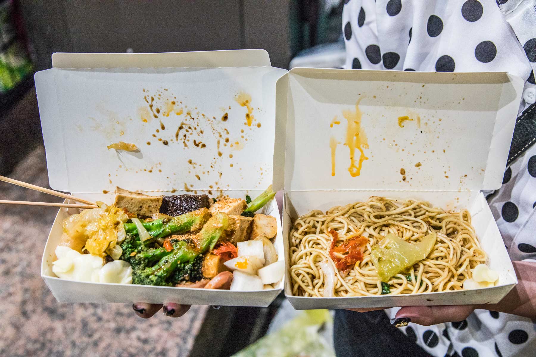 中壢美食,桃園美食,中原夜市美食,中原夜市小吃,中原香腸炒米腸,中壢香腸炒米腸,香腸炒米腸,中原夜市必吃