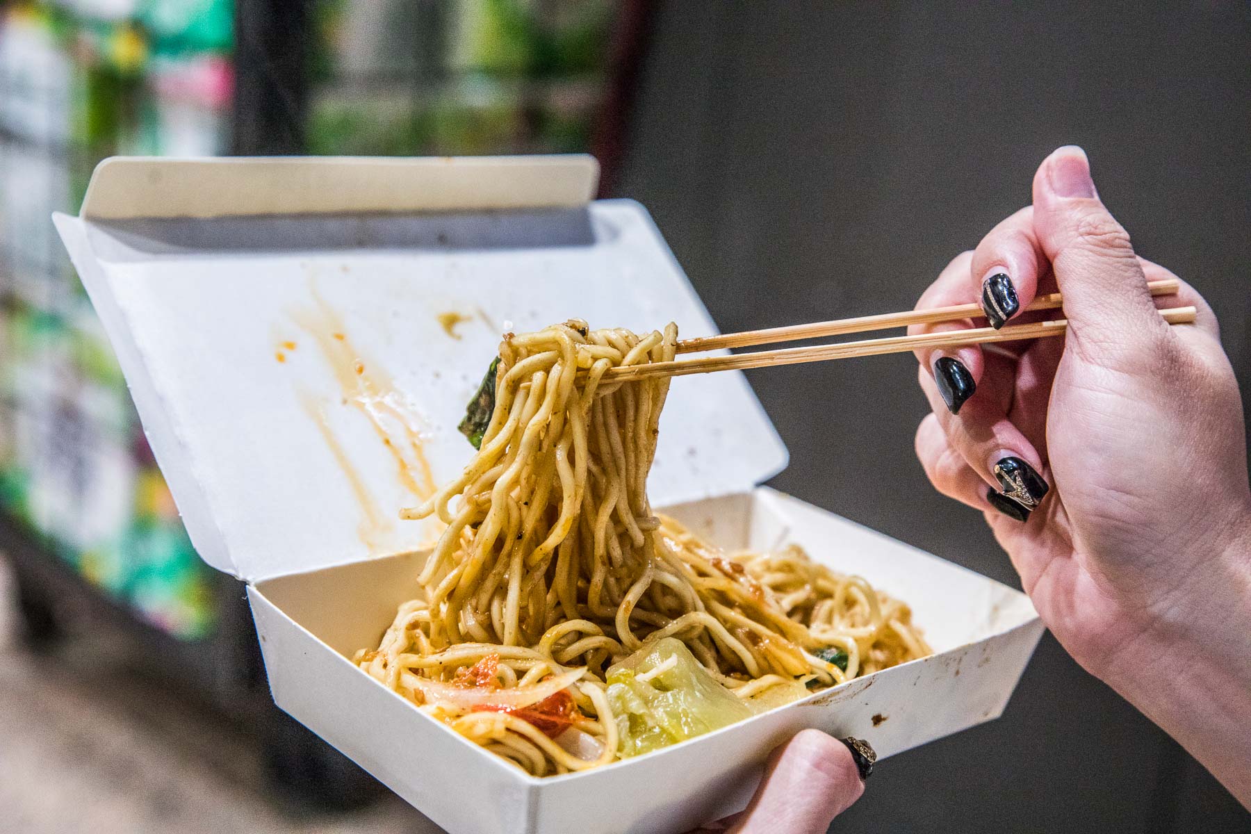 中壢美食,桃園美食,中原夜市美食,中原夜市小吃,中原香腸炒米腸,中壢香腸炒米腸,香腸炒米腸,中原夜市必吃