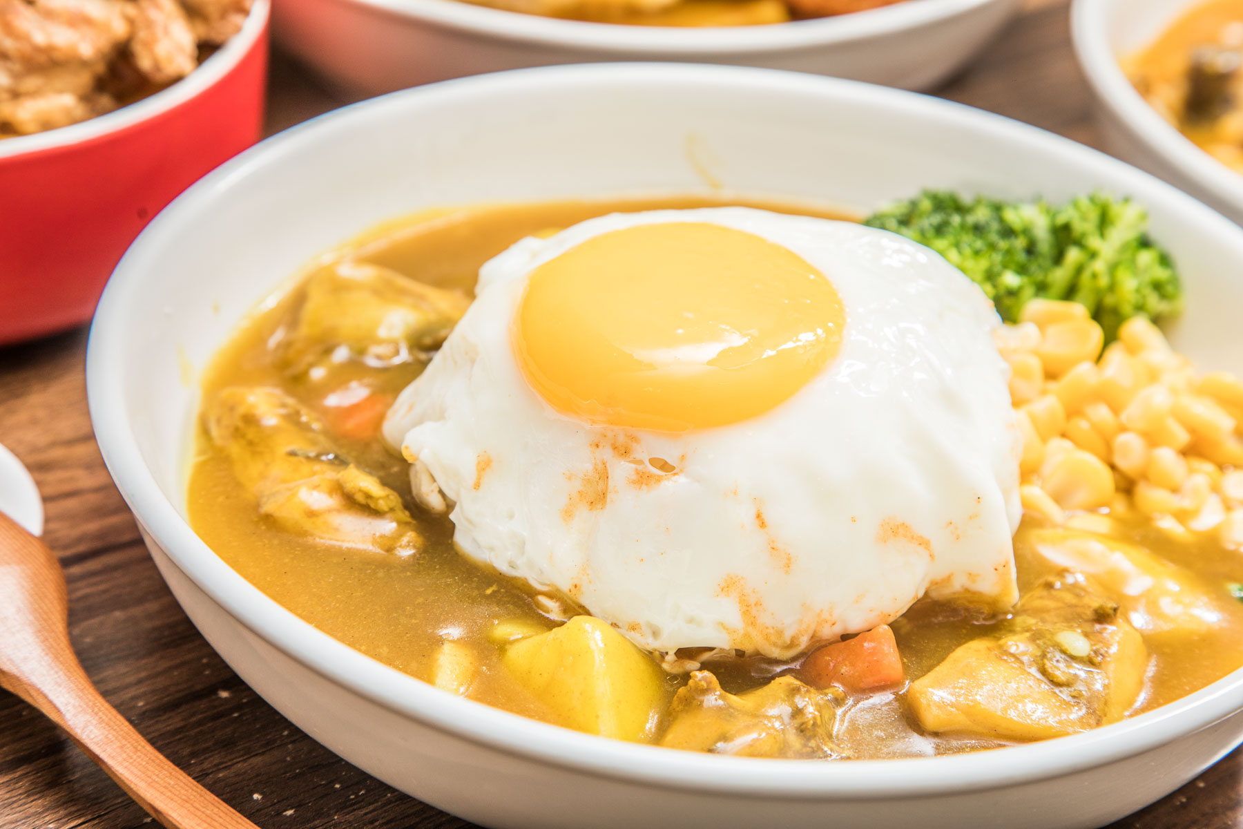 桃園美食,藝文特區美食,桃園咖哩飯,桃園咖喱飯推薦,桃園歐姆蛋,桃園宅配美食,魔法樂廚手作歐姆咖哩,魔法樂廚,藝文特區咖哩飯