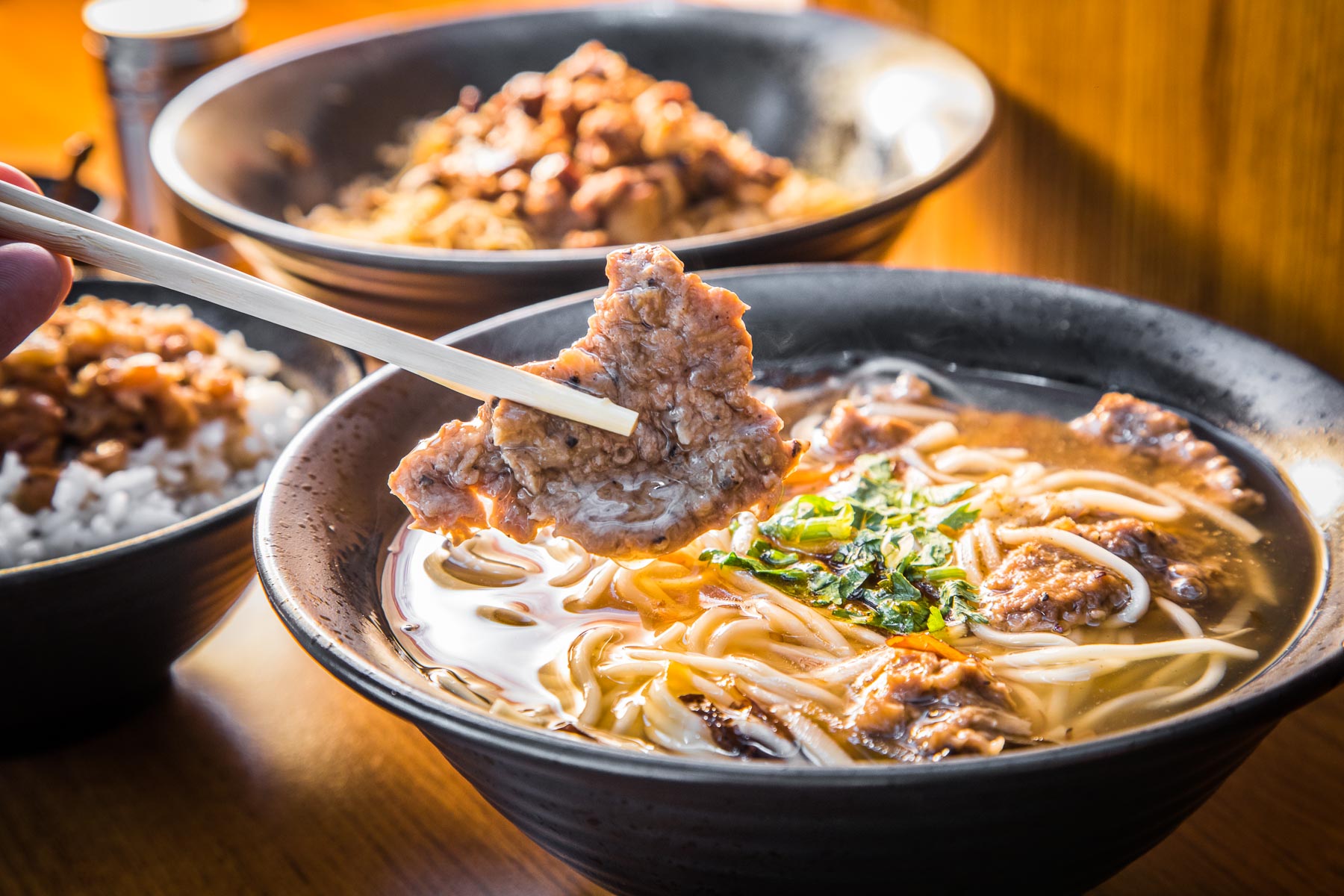 中壢美食,桃園美食,中壢必吃,中壢小吃,中壢肉羹,中壢肉羹麵,肉羹味麵食館,中壢肉羹味
